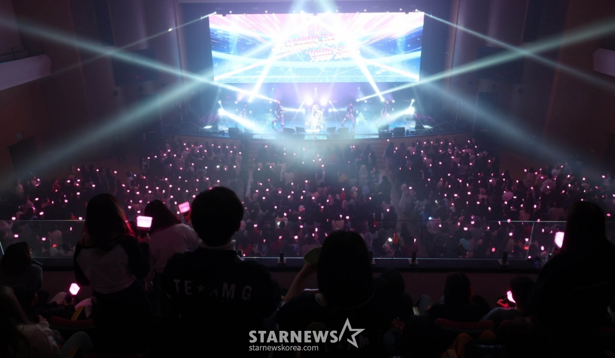 이와타 타카노리 '함께 뛰어요!'[★포토]