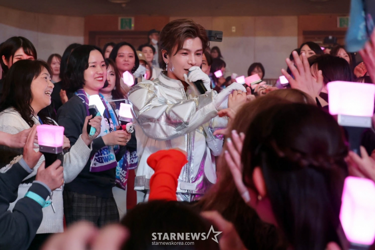 이와타 타카노리 '사랑해요!' [★포토]