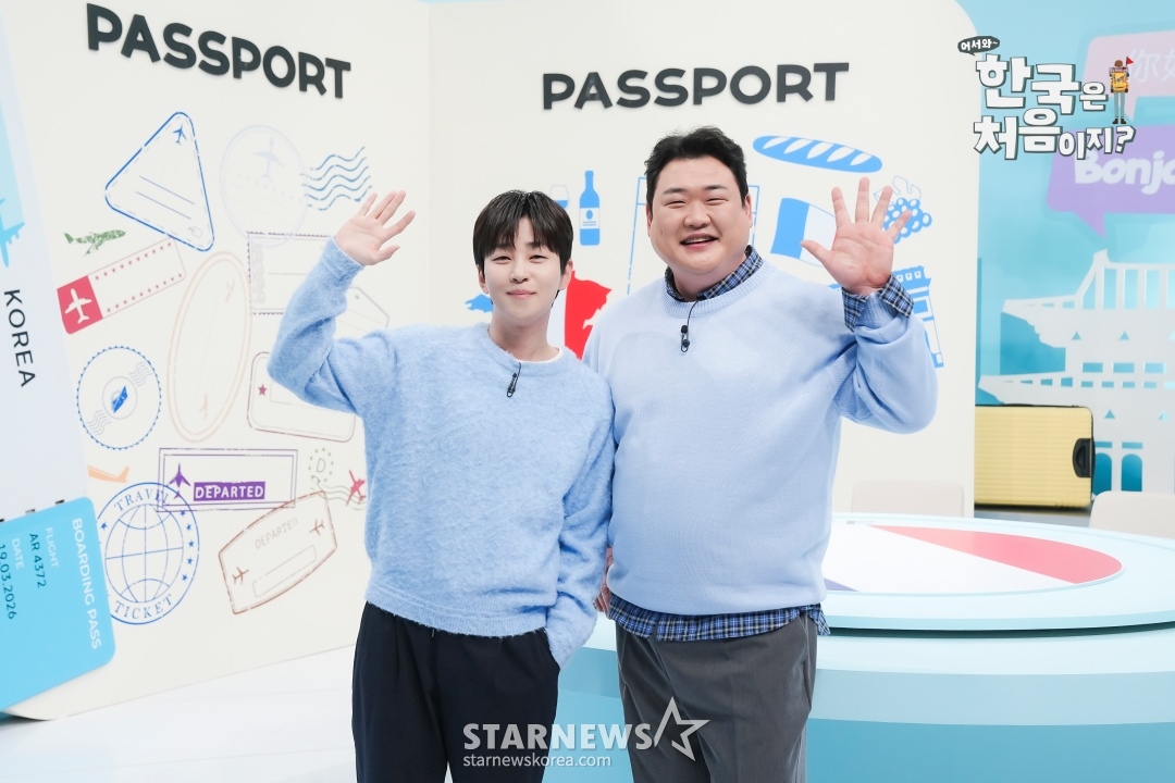딘딘-김준현 '한국은 처음이지?'[★포토]