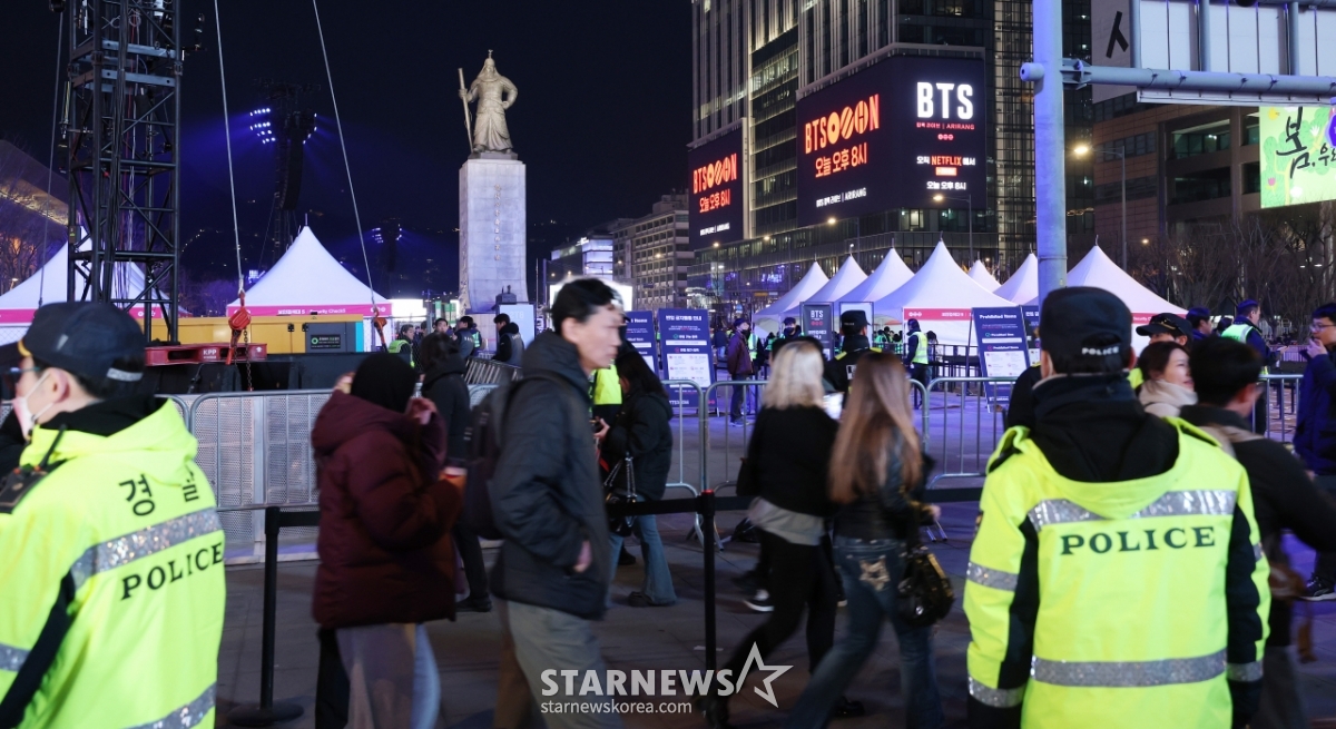 BTS 컴백 공연 앞둔 광화문 광장[★포토]