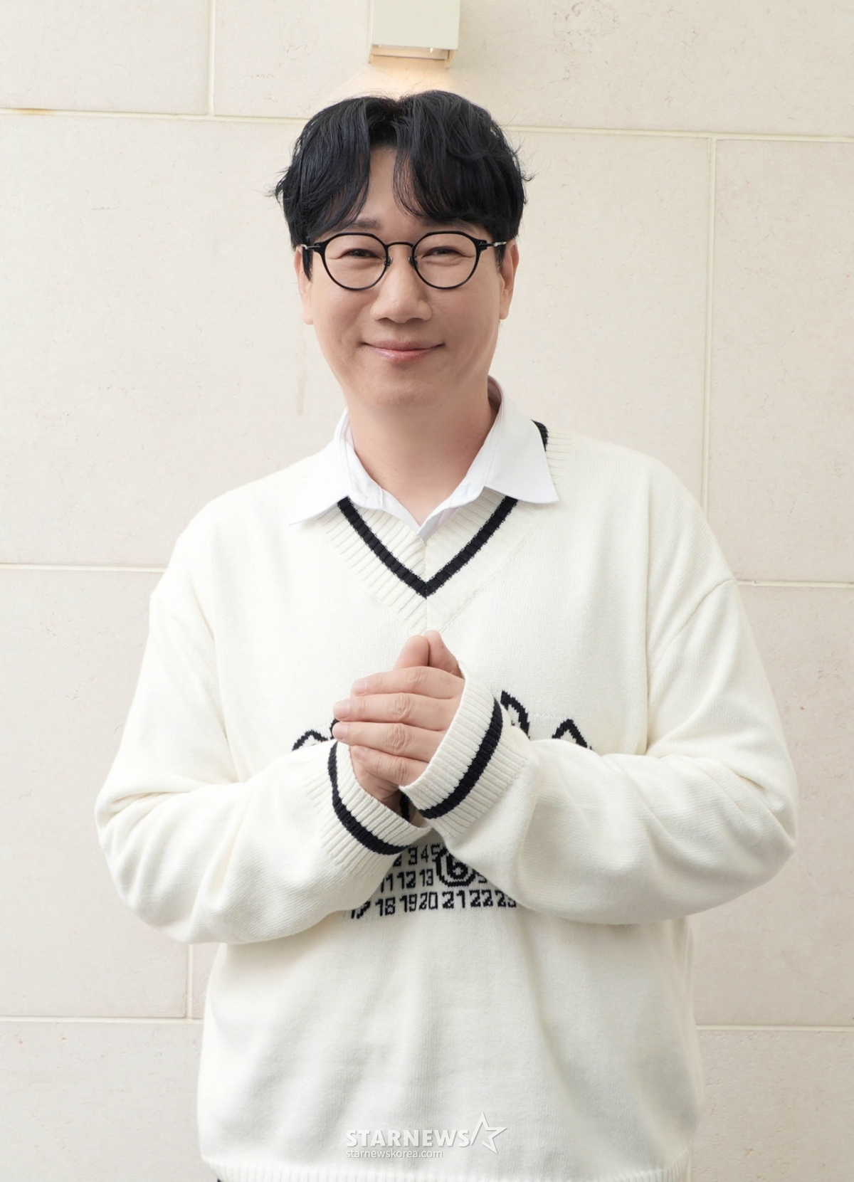 지석진 '만학도지씨, 믿고 보세요'[★포토]