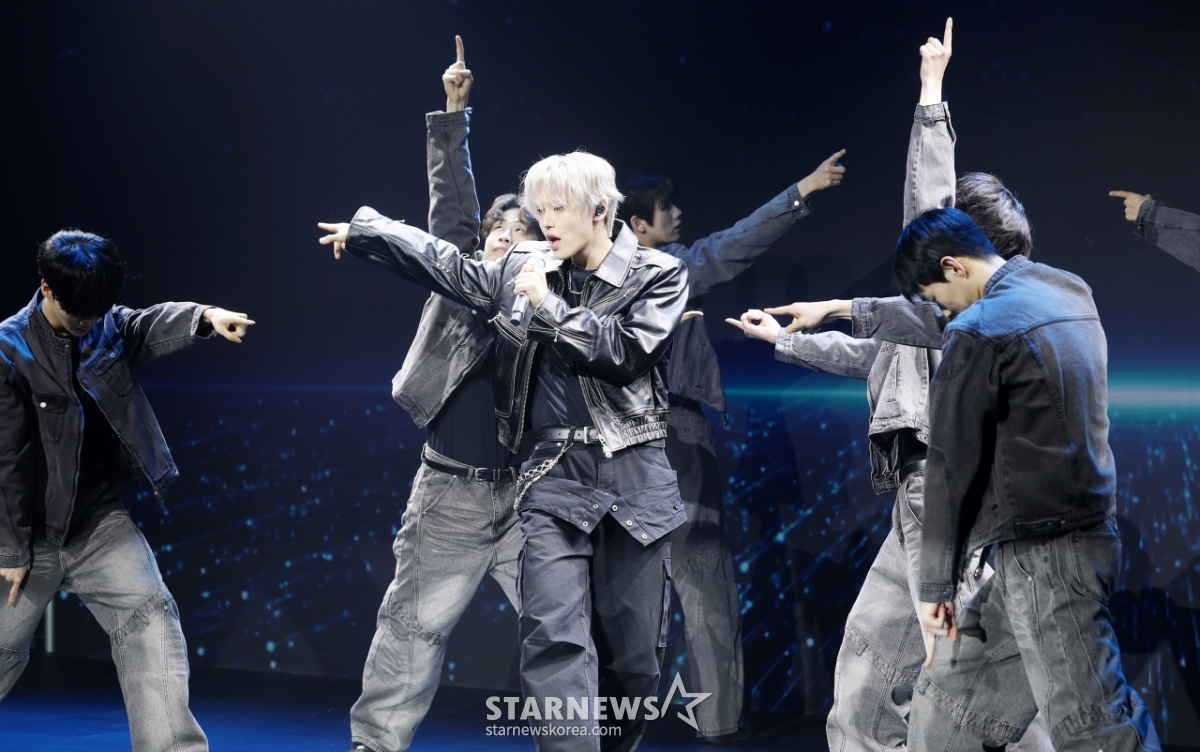 장한음, 솔로 첫 퍼포먼스[★포토]