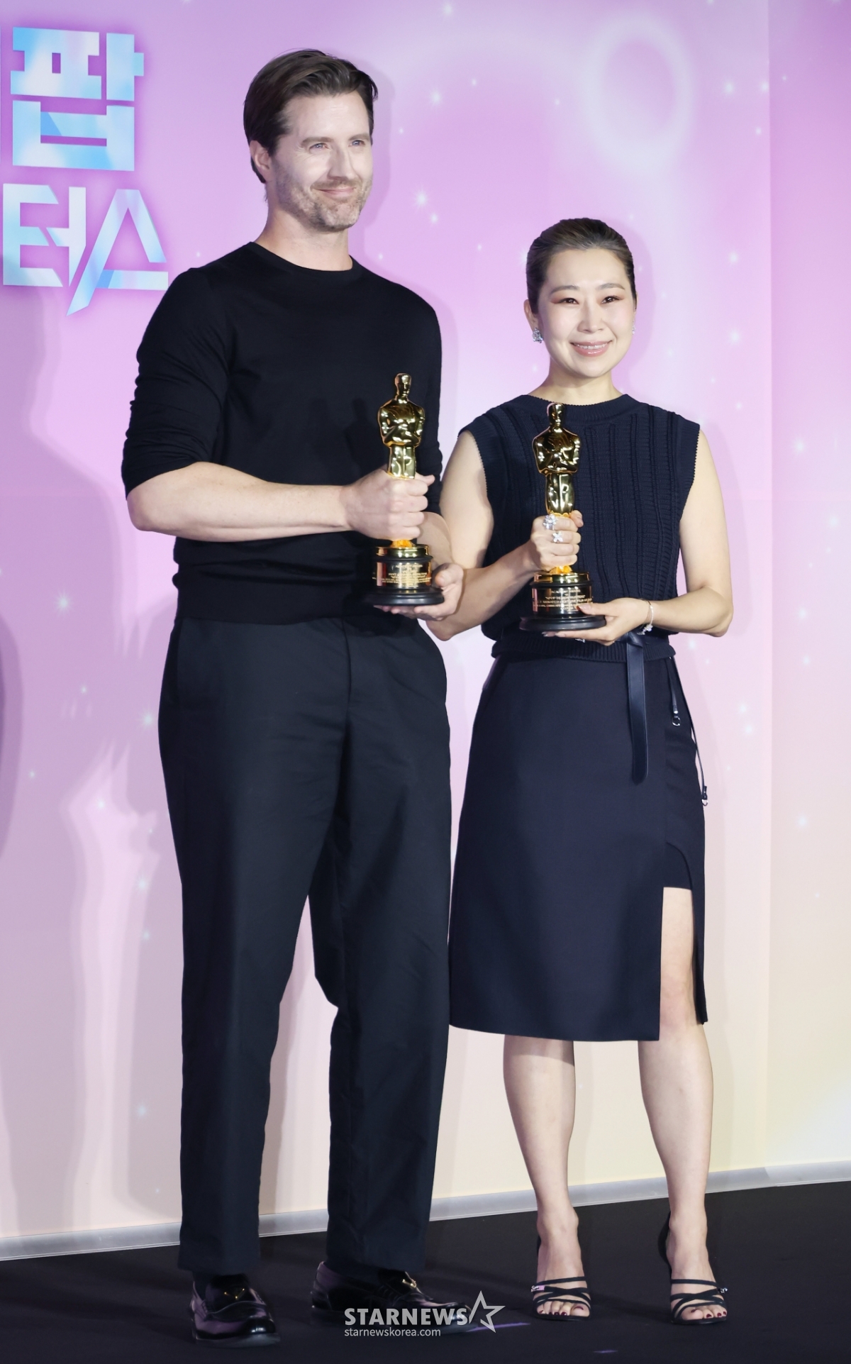 크리스 애플한스-매기 강 감독 '케데헌2도 기대하세요'[★포토]