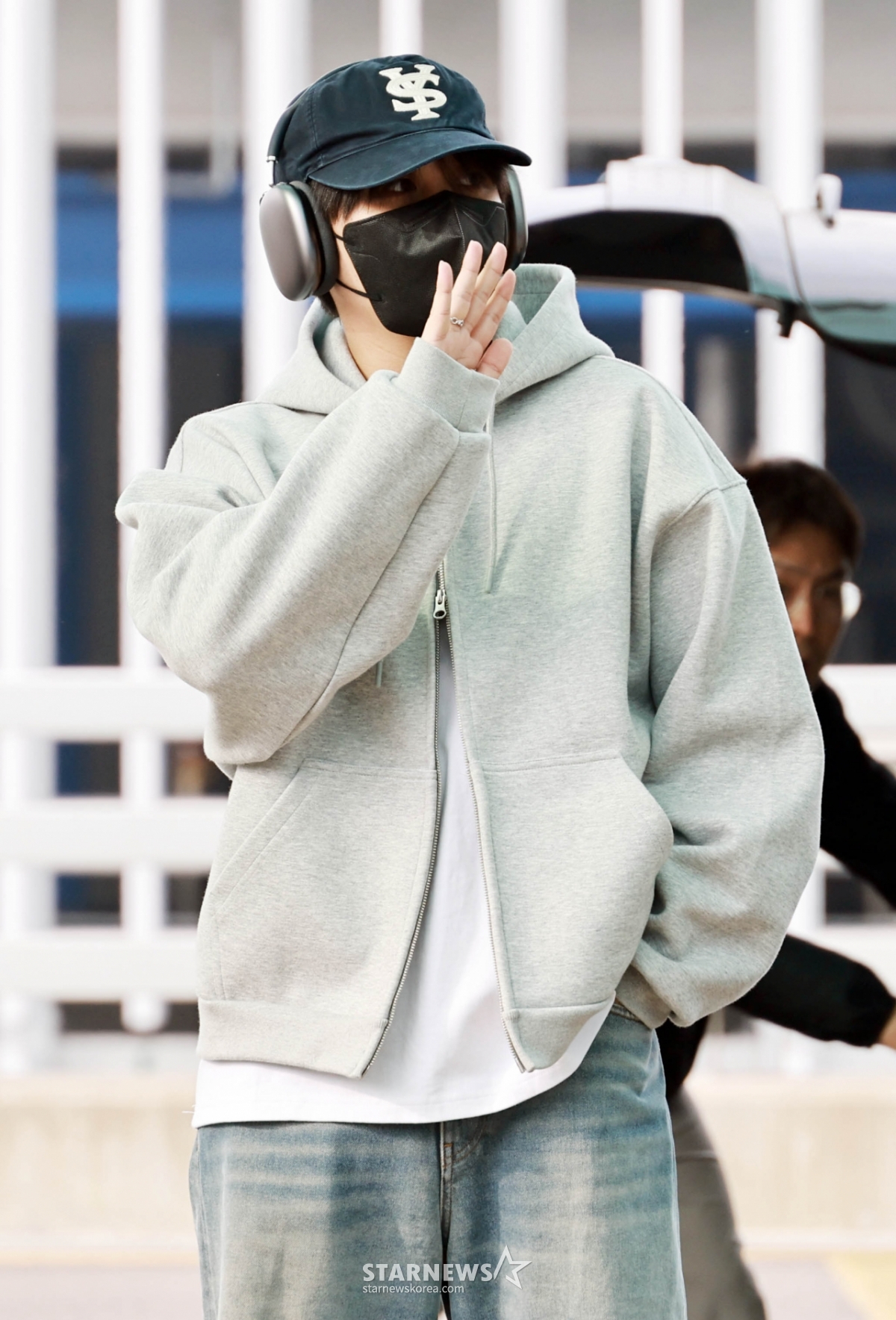 에이티즈 종호 '귀엽게 인사'[★포토]