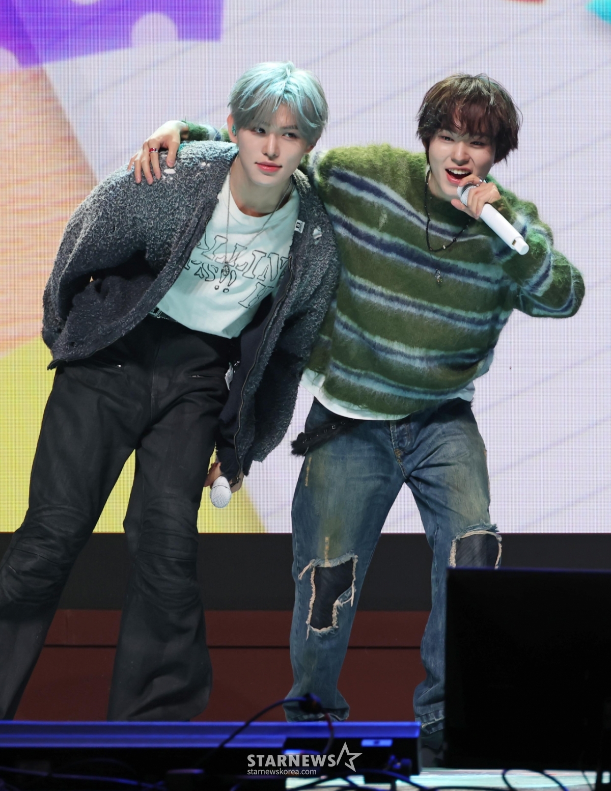 킥플립 '상큼한 무대'[★포토]