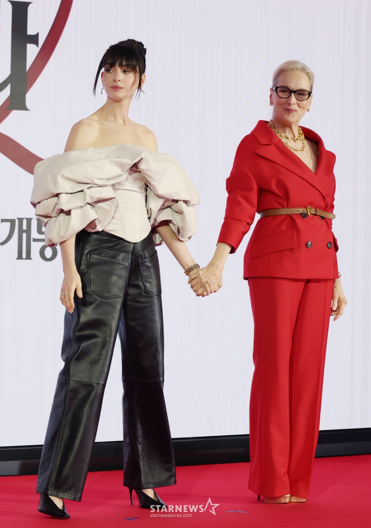 앤해서웨이-메릴스트립 '손잡은 앤디와 미란다'[★포토]