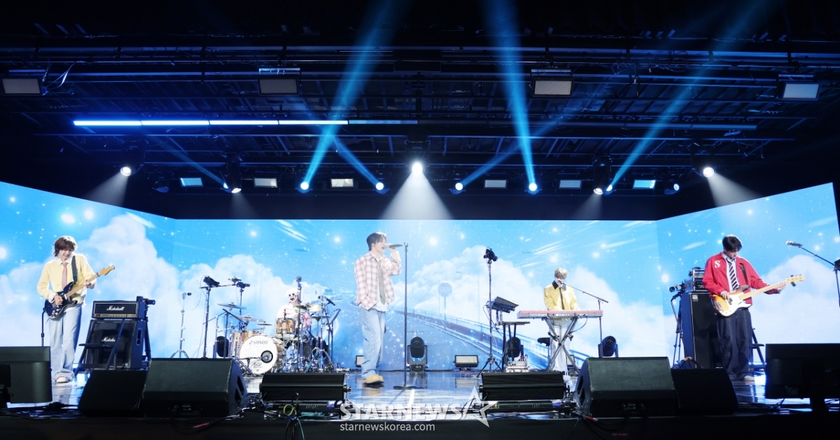 하츠웨이브, 무대를 꽉 채우는 밴드사운드[★포토]