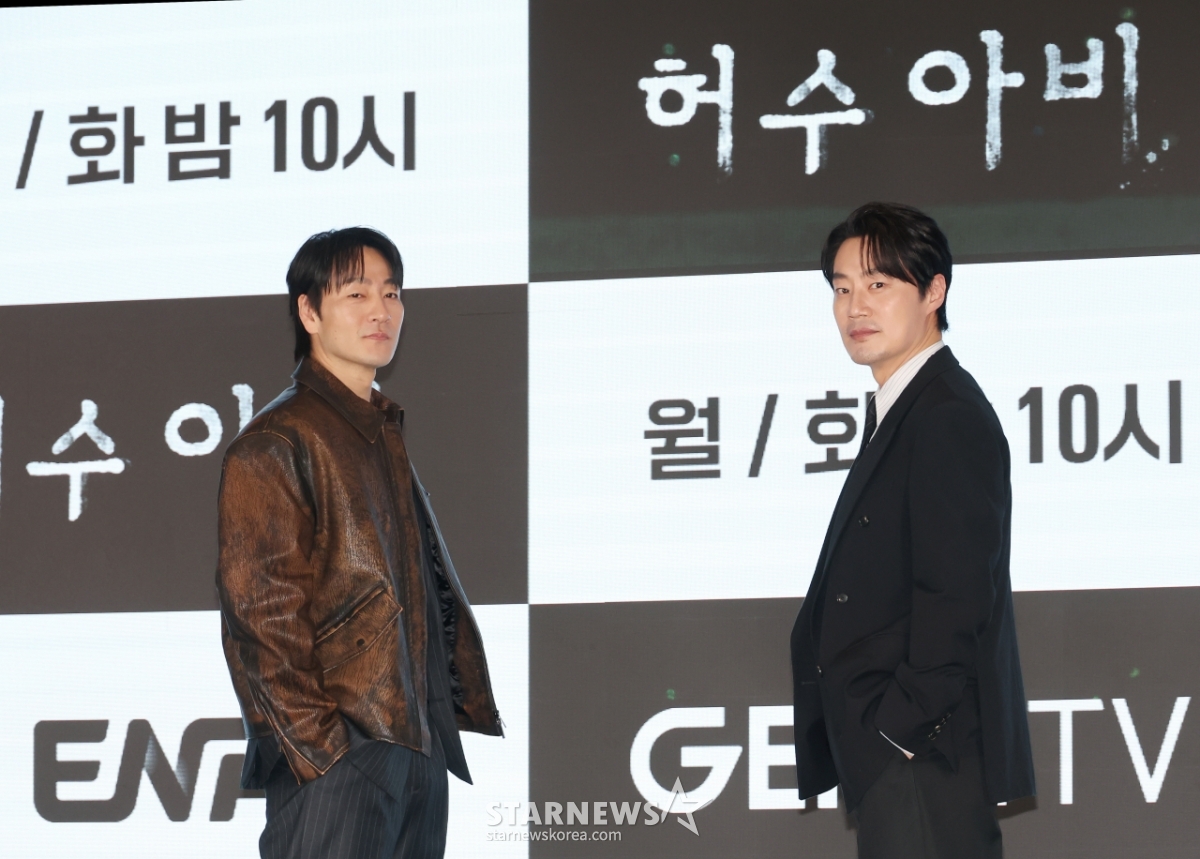 박해수-이희준 '허수아비, 믿고 보세요'[★포토]