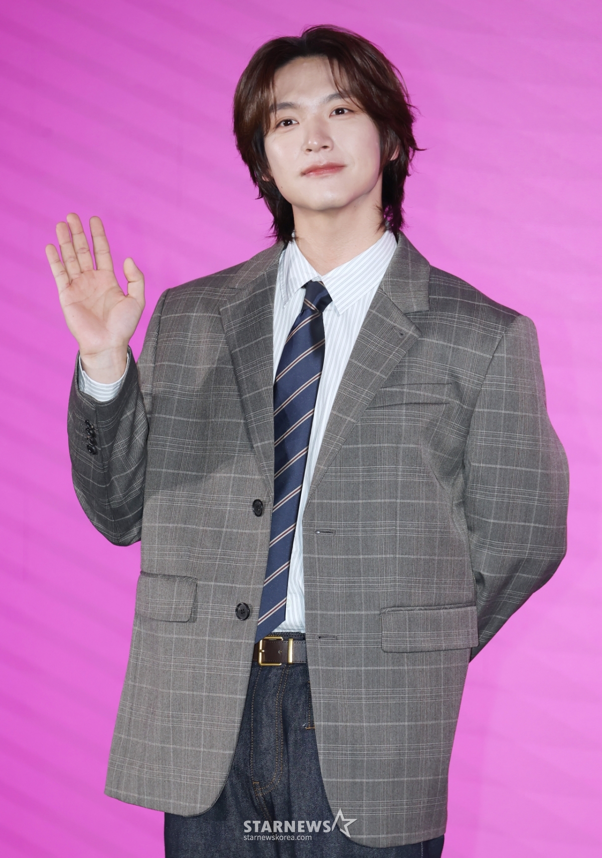 김재현 '사랑스런 손인사'[★포토]