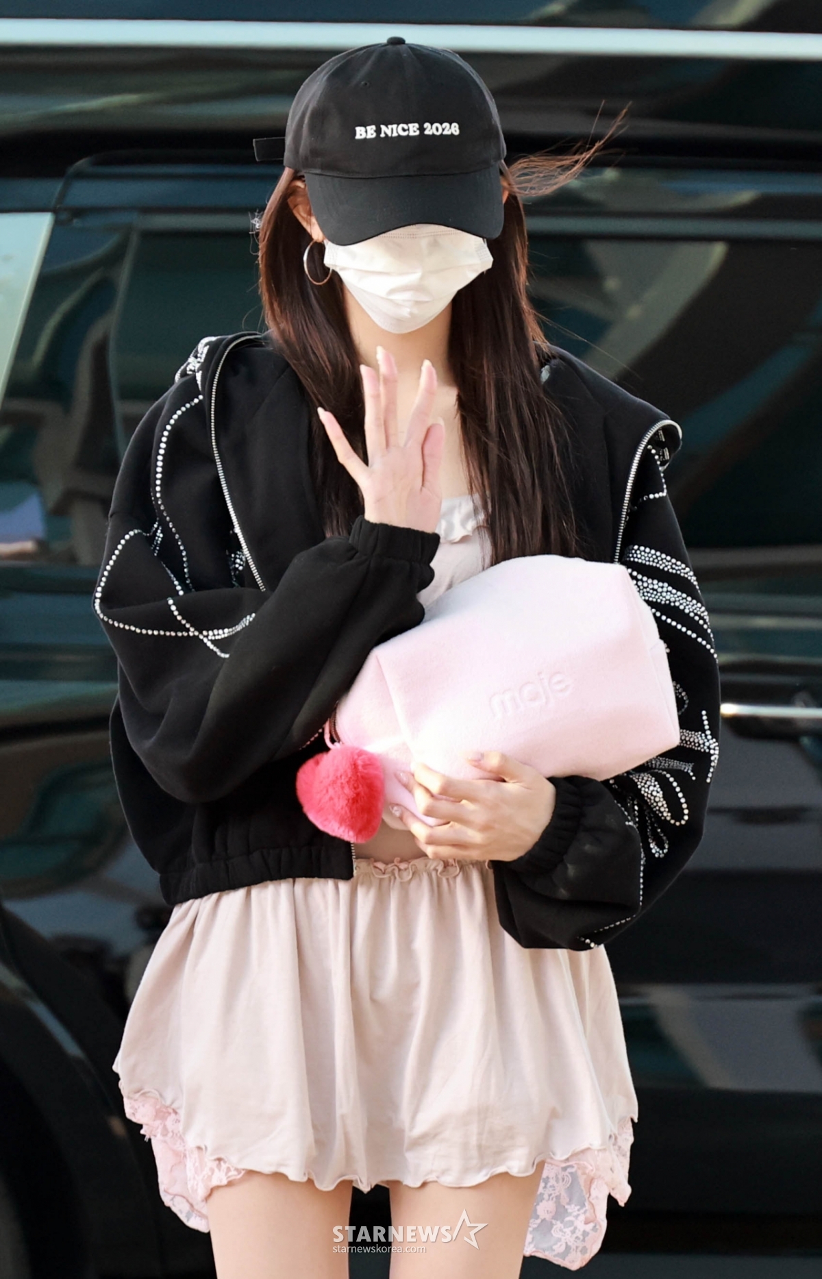 아이브 이서 '귀여운 핑크'[★포토]