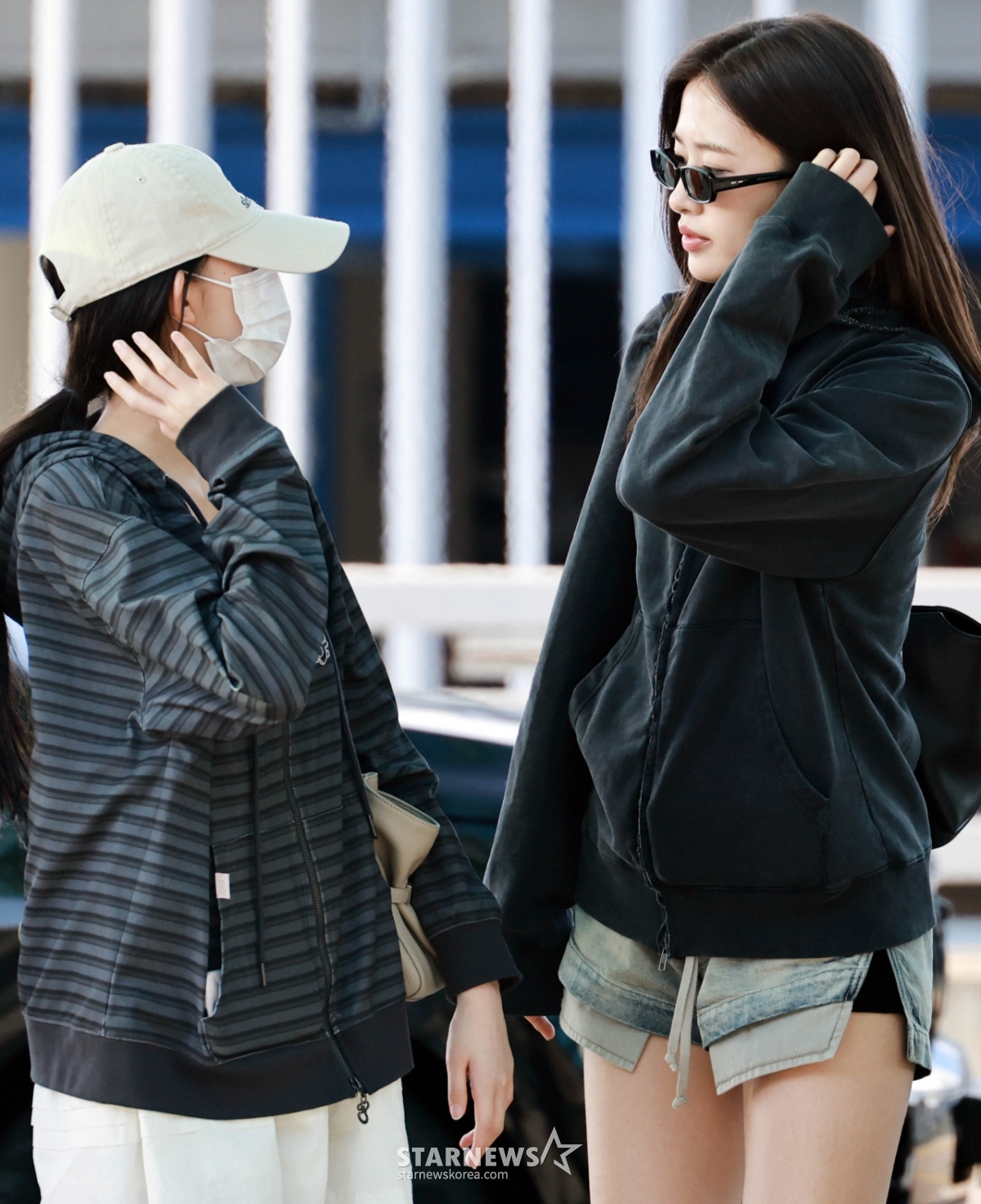 아이브 가을-안유진 '수다 삼매경'[★포토]