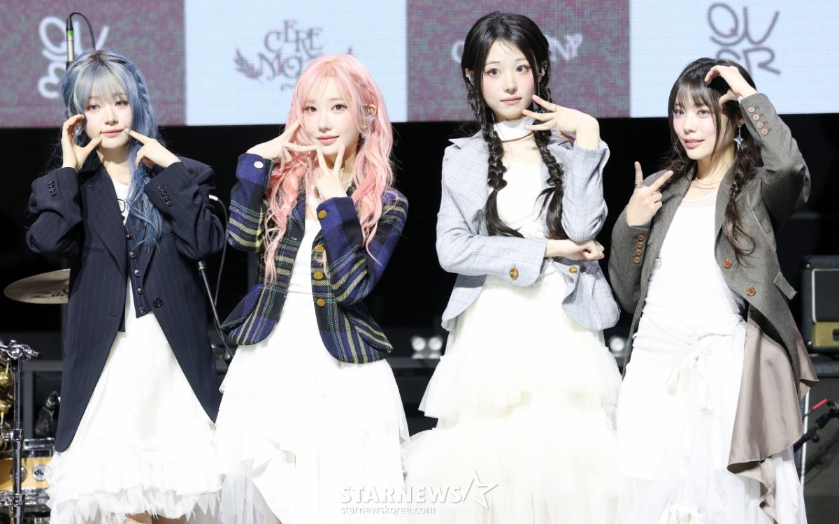 QWER, 10개월만에 돌아온 요정들[★포토]