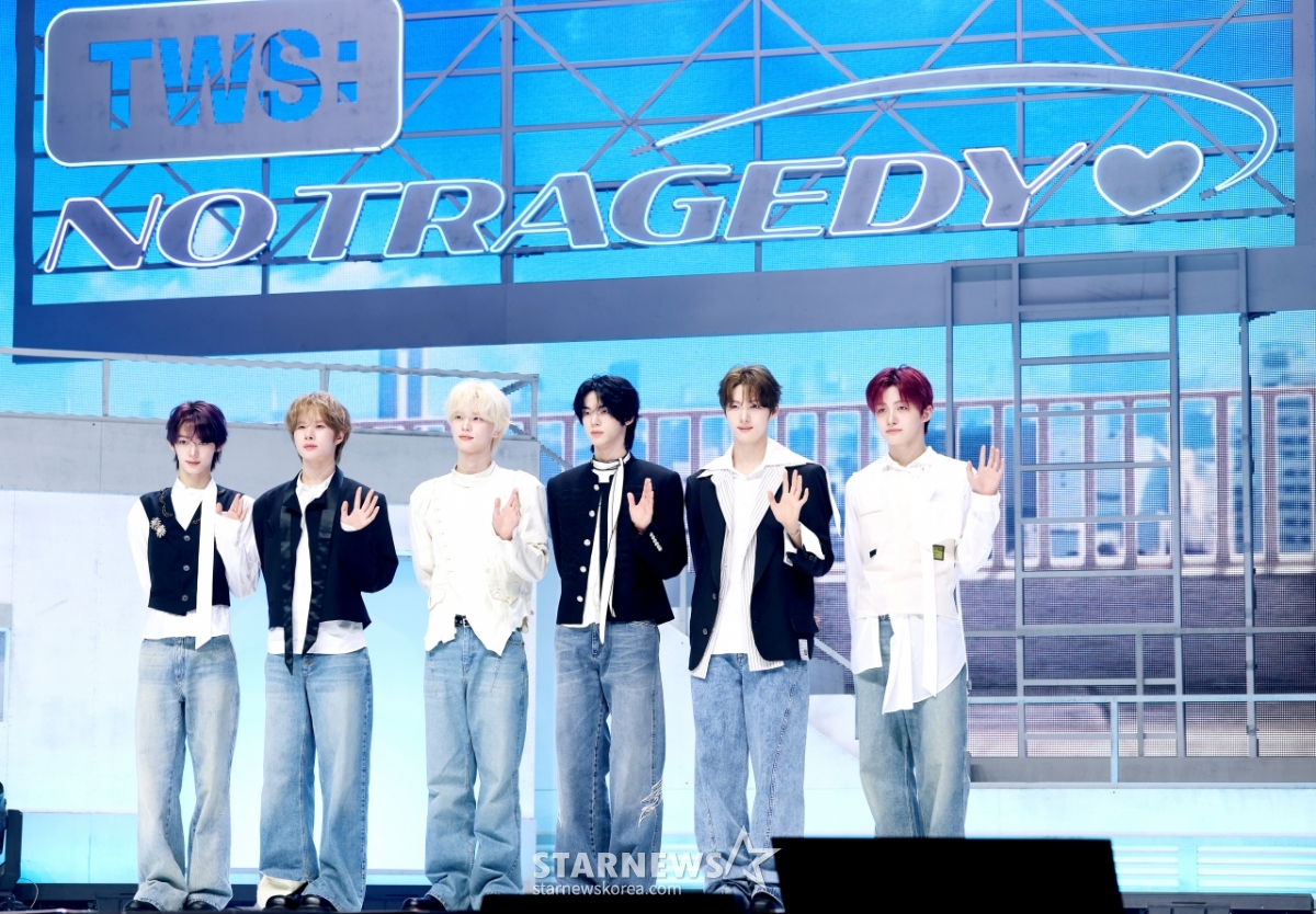 투어스, 새 앨범으로 컴백[★포토]