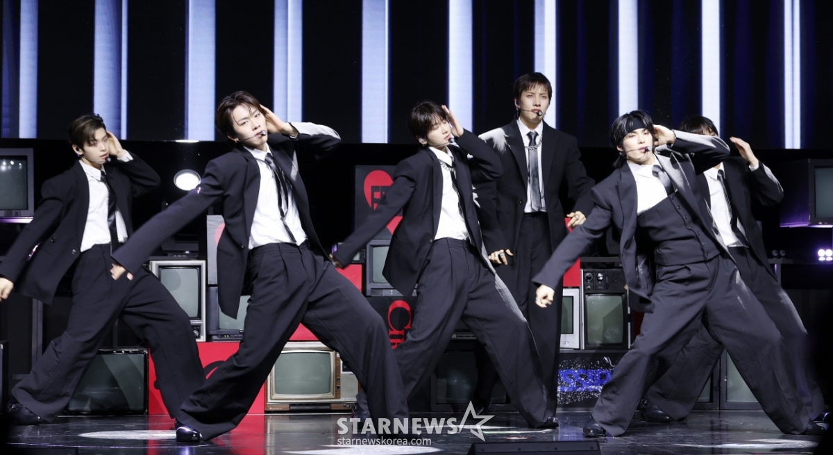 82메이저, 칼 각 안무[★포토]