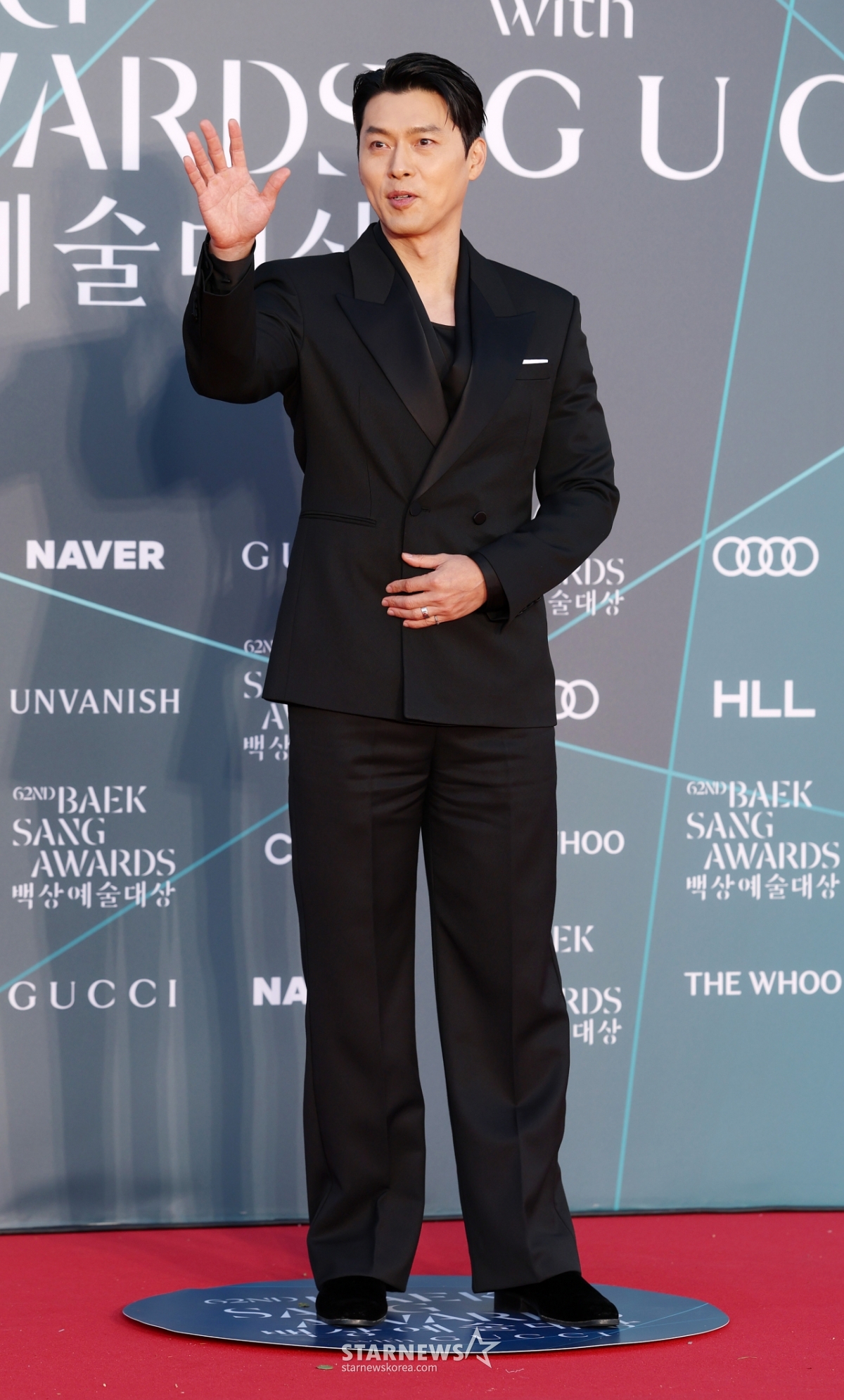 현빈, 손인사 하나로 끝[★포토]