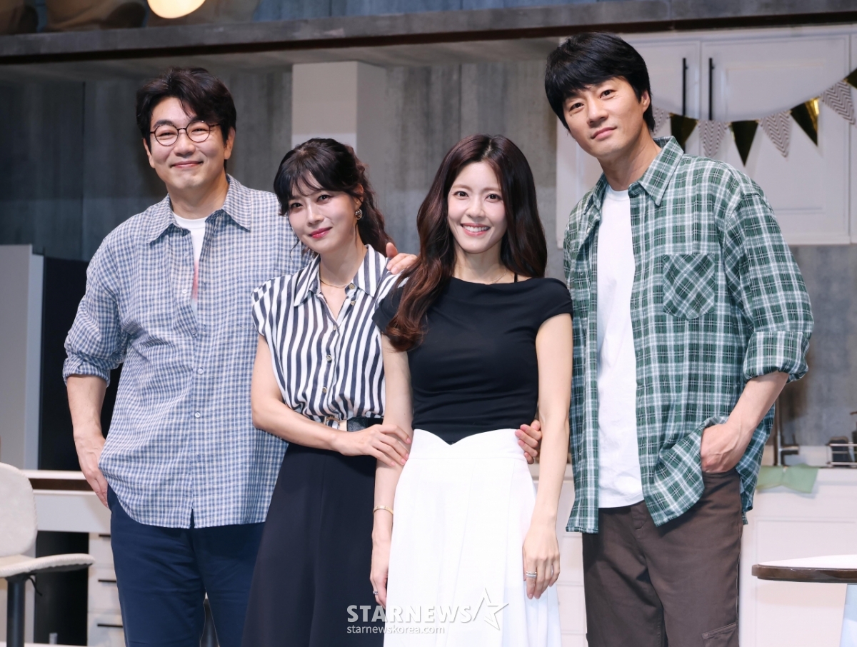 이종혁-유선-이윤지-이천희 '뉴 비기닝, 기대하세요'[★포토]