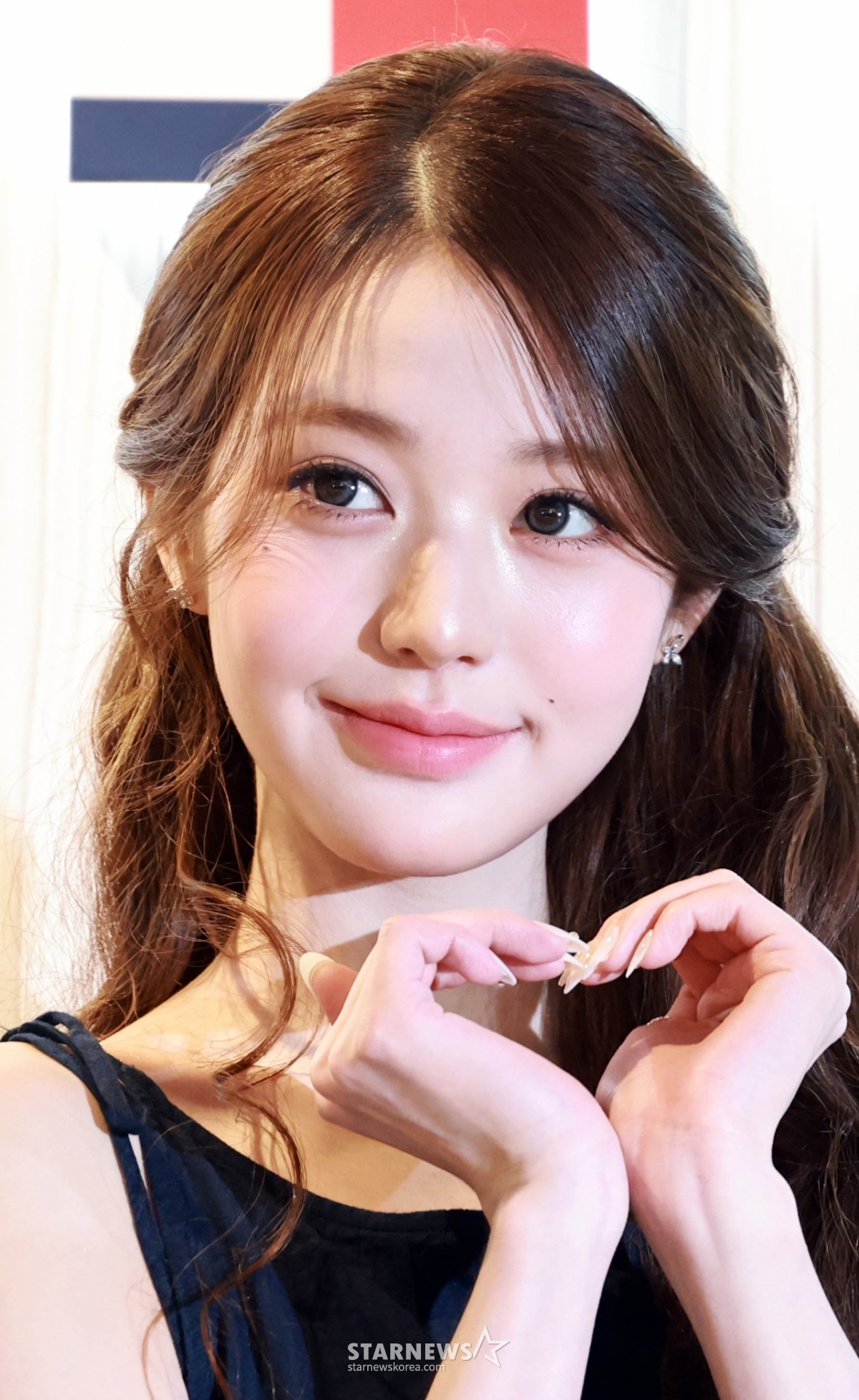 장원영 '하트~'[★포토]