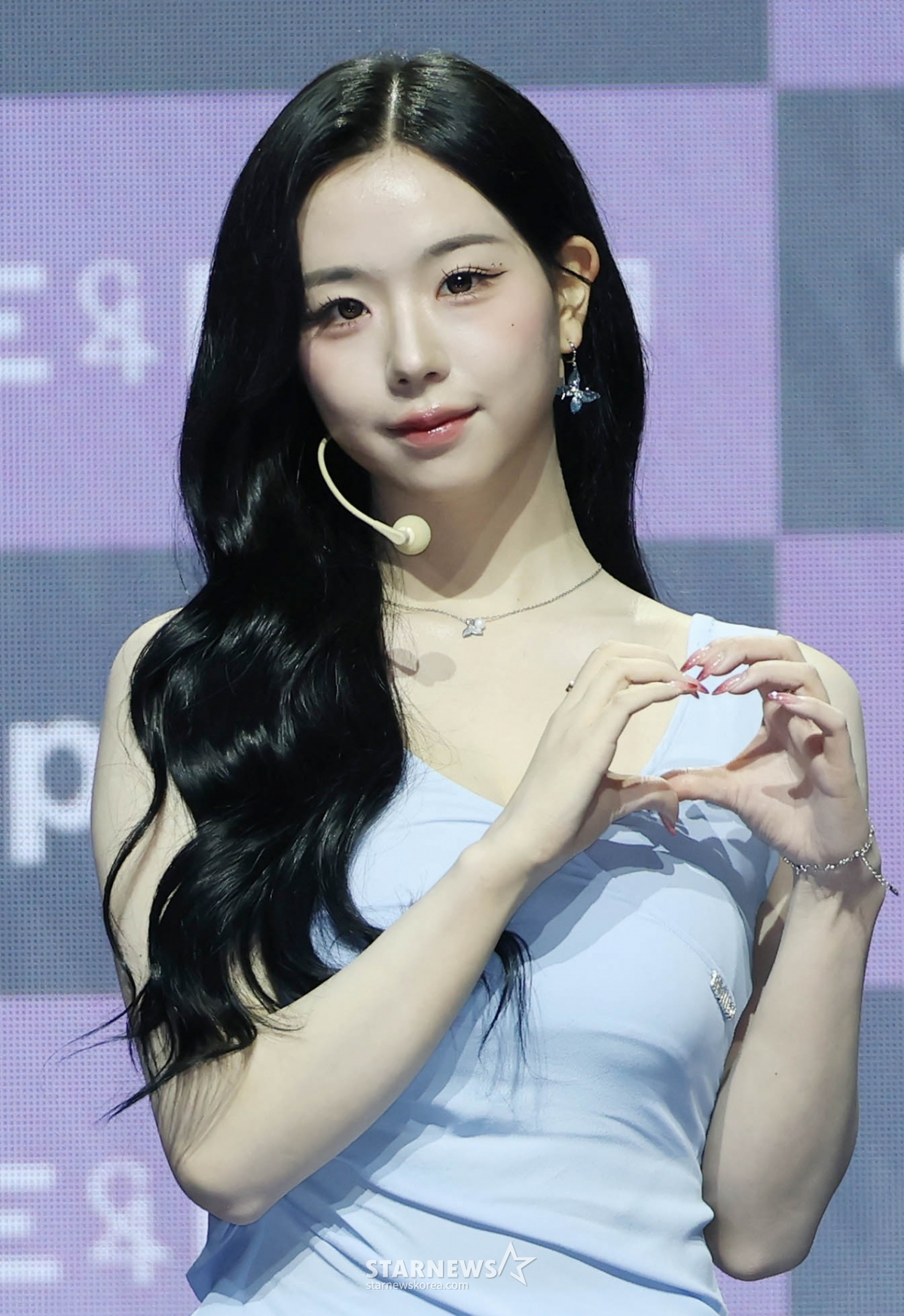 트리플에서 김채여 '완벽한 손하트'[★포토]
