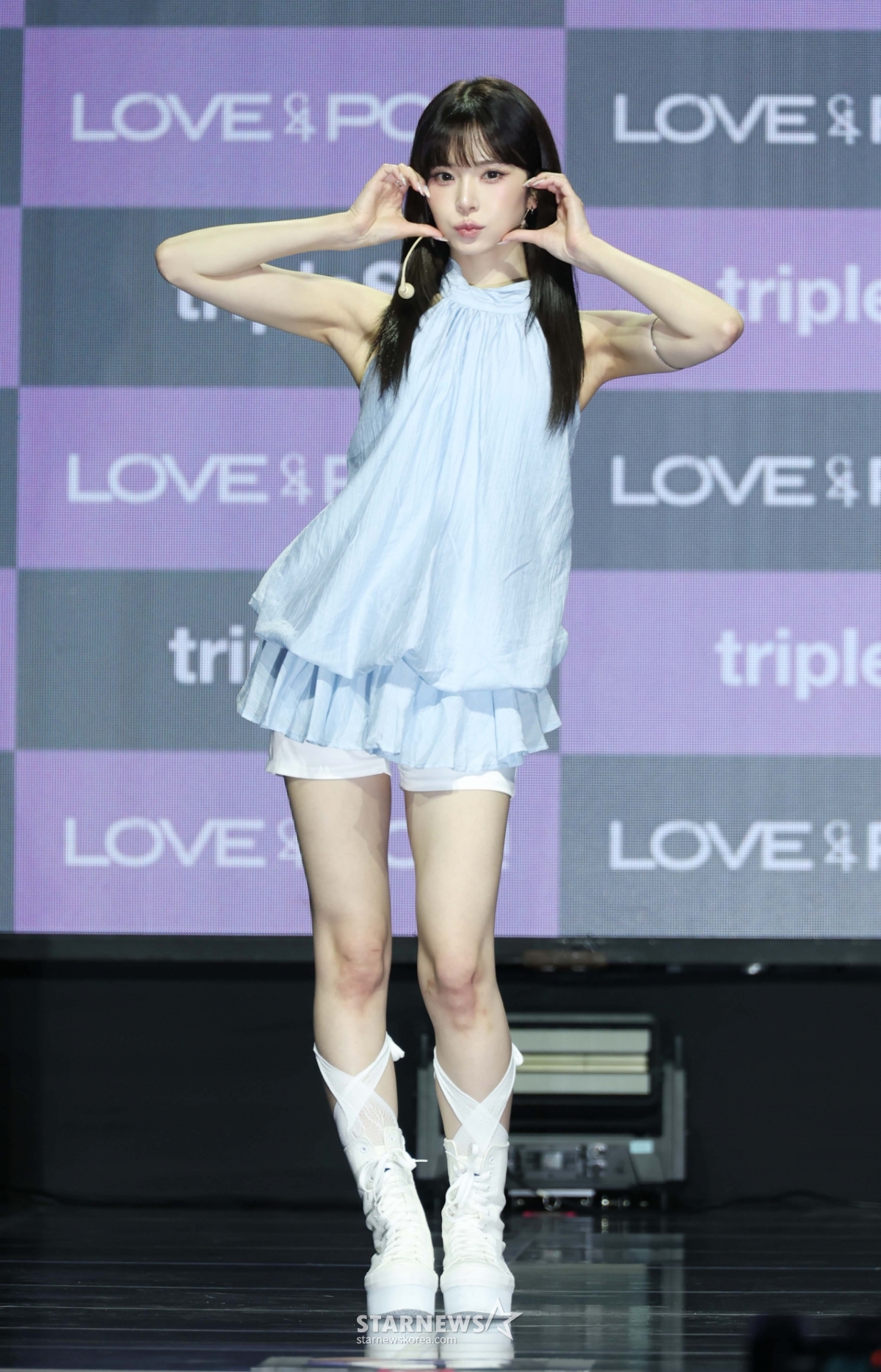 트리플에스 코토네 '포즈는 깜찍하게'[★포토]