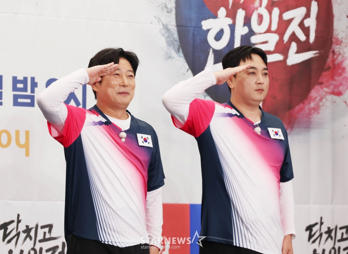 이수근-황제성 '닥치고 한일전, 기대하세요'[★포토]