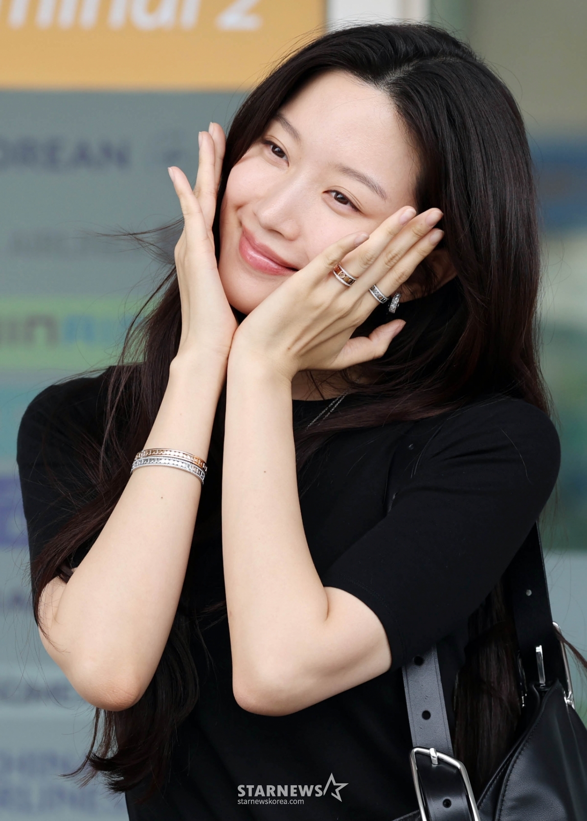 문가영 '사랑스런 꽃받침'[★포토]