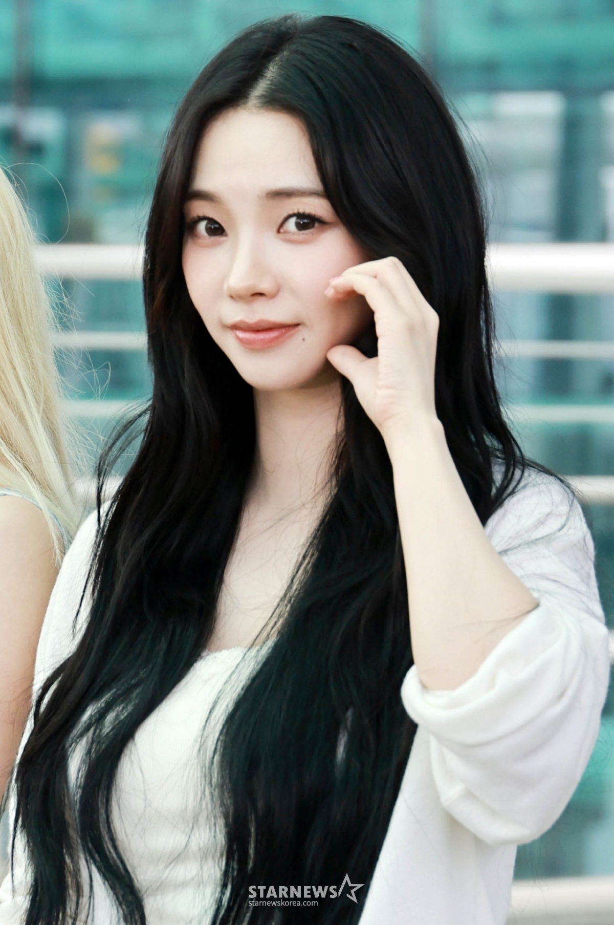 에스파 카리나 '오늘도 예쁨'[★포토]