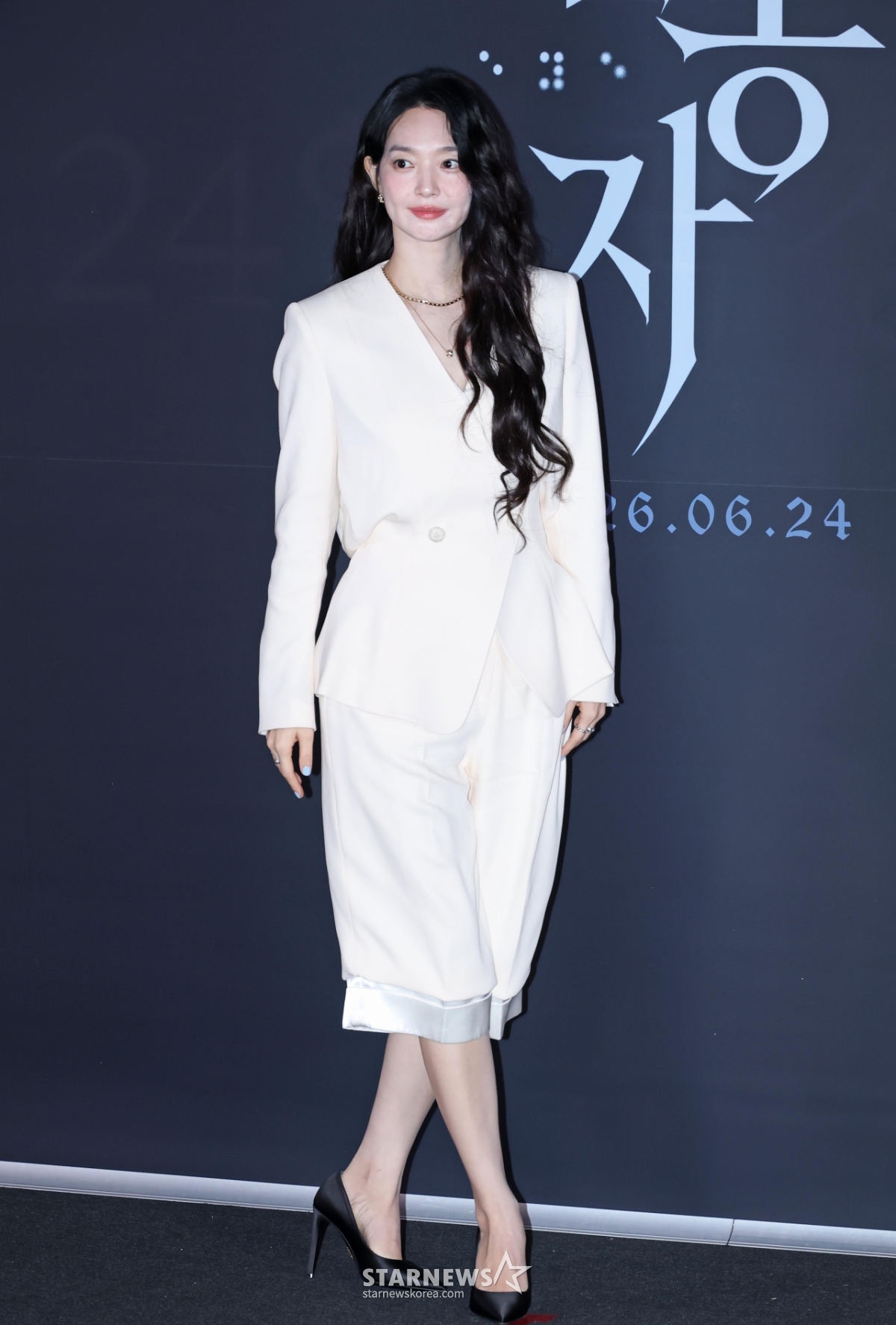 신민아 '우아한 발걸음'[★포토]