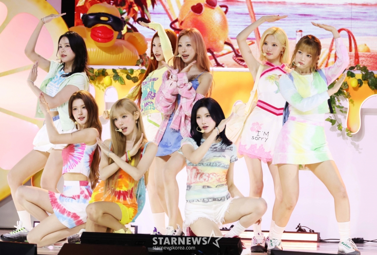 하츠투하츠 '하트폭탄!'[★포토]