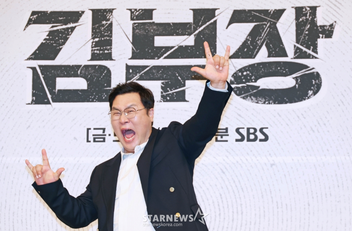 윤경호 '김부장, 저 믿고 보세요'[★포토]