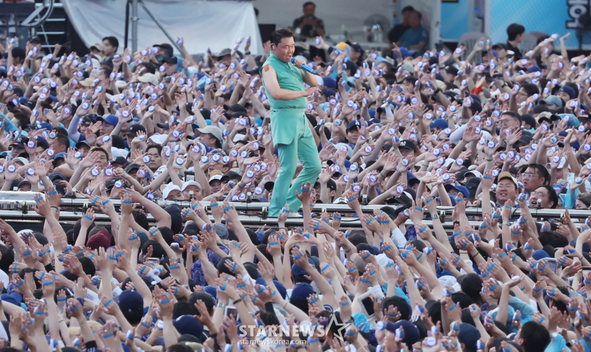 싸이 '관객들과 함께'[★포토]