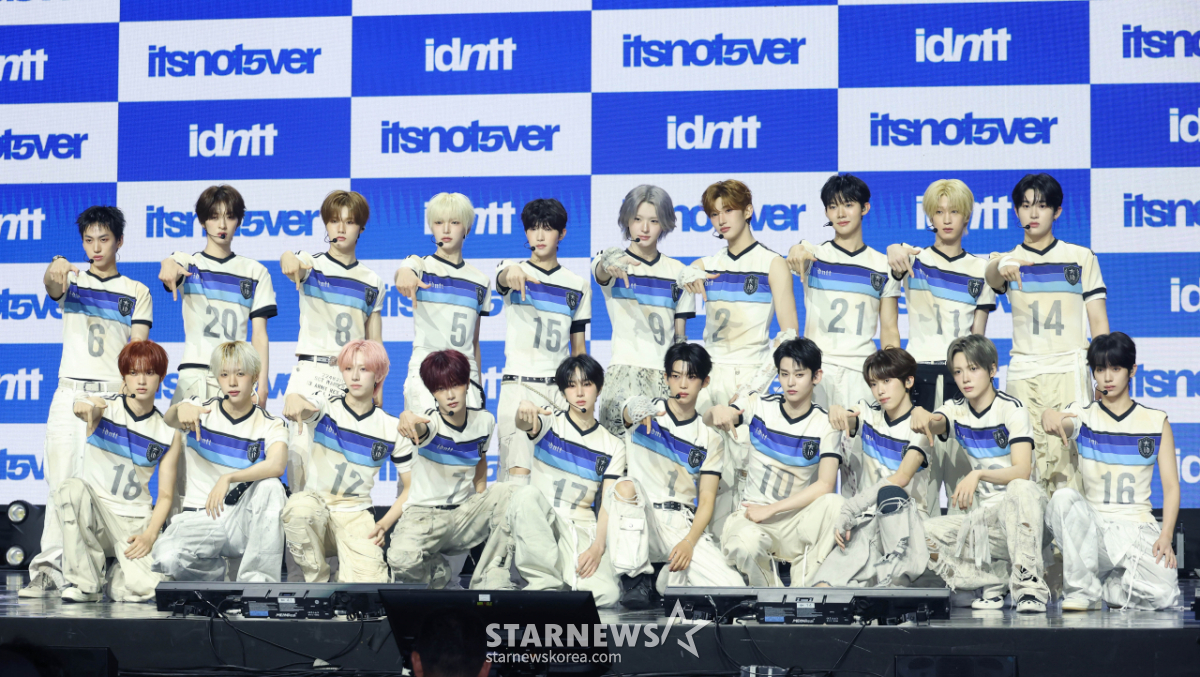아이덴티티 '완벽한 소년들'[★포토]