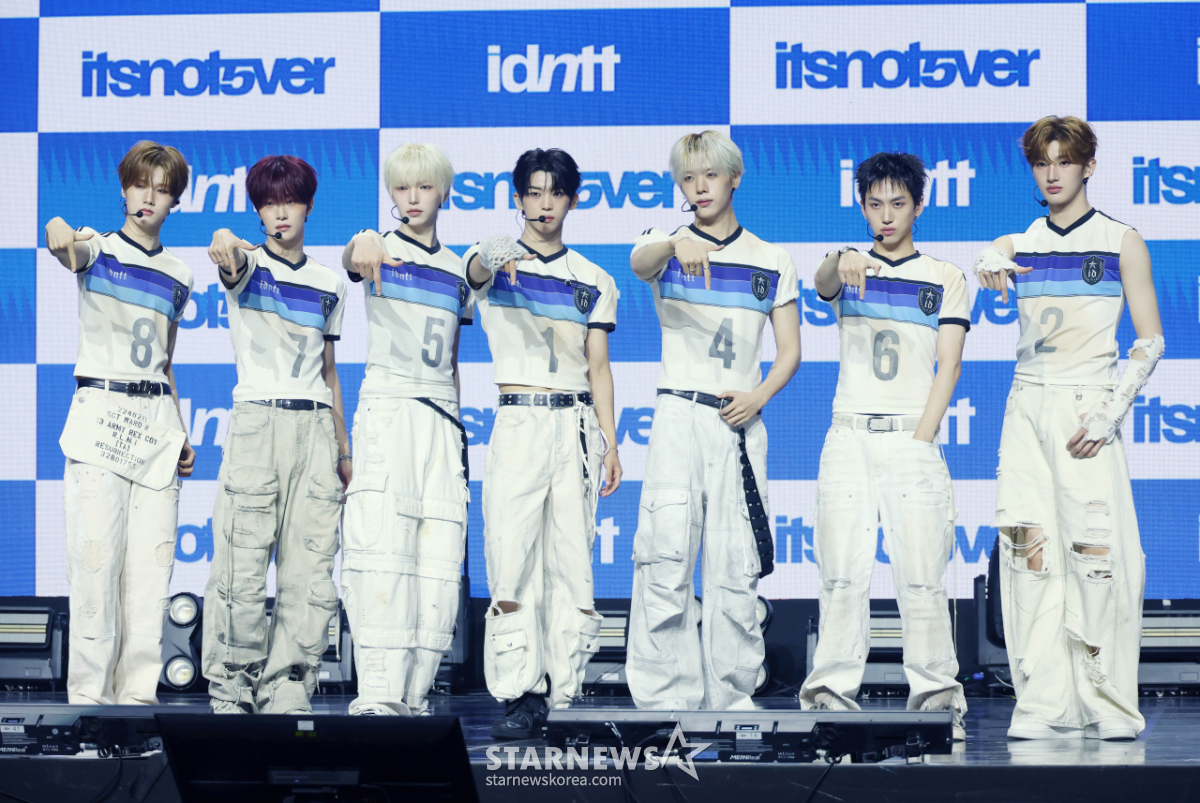아이덴티티 유닛 'unevermet'[★포토]