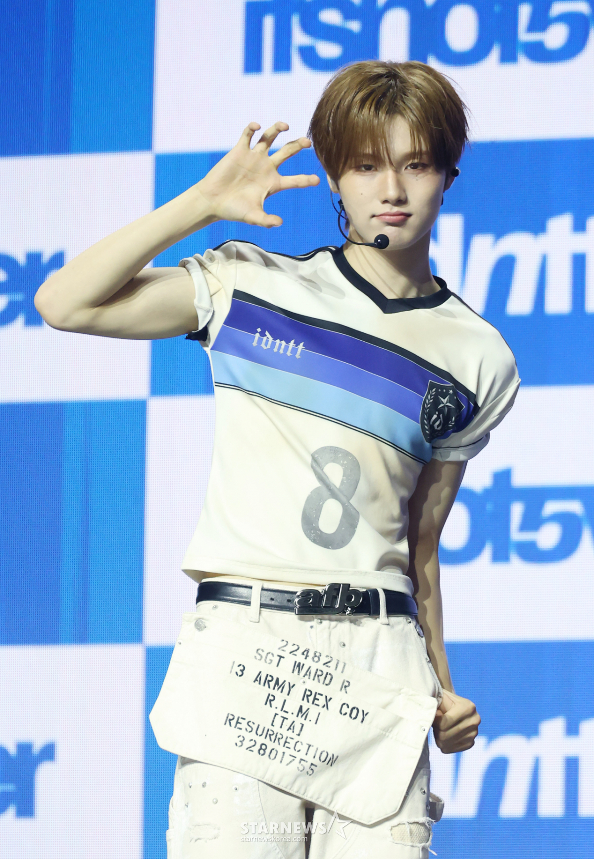 아이덴티티 이환희 '포즈는 깜찍하게'[★포토]