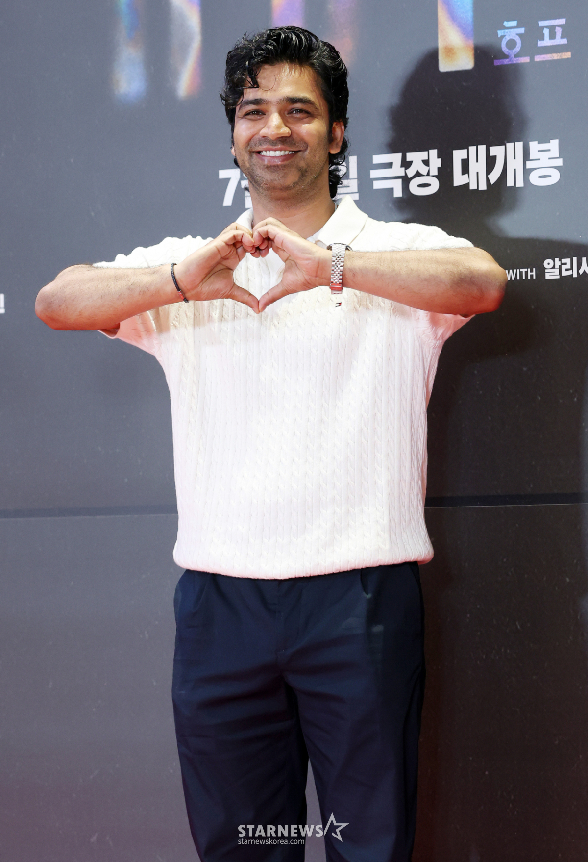 아누팜, 정호연 응원하러 왔어요[★포토]