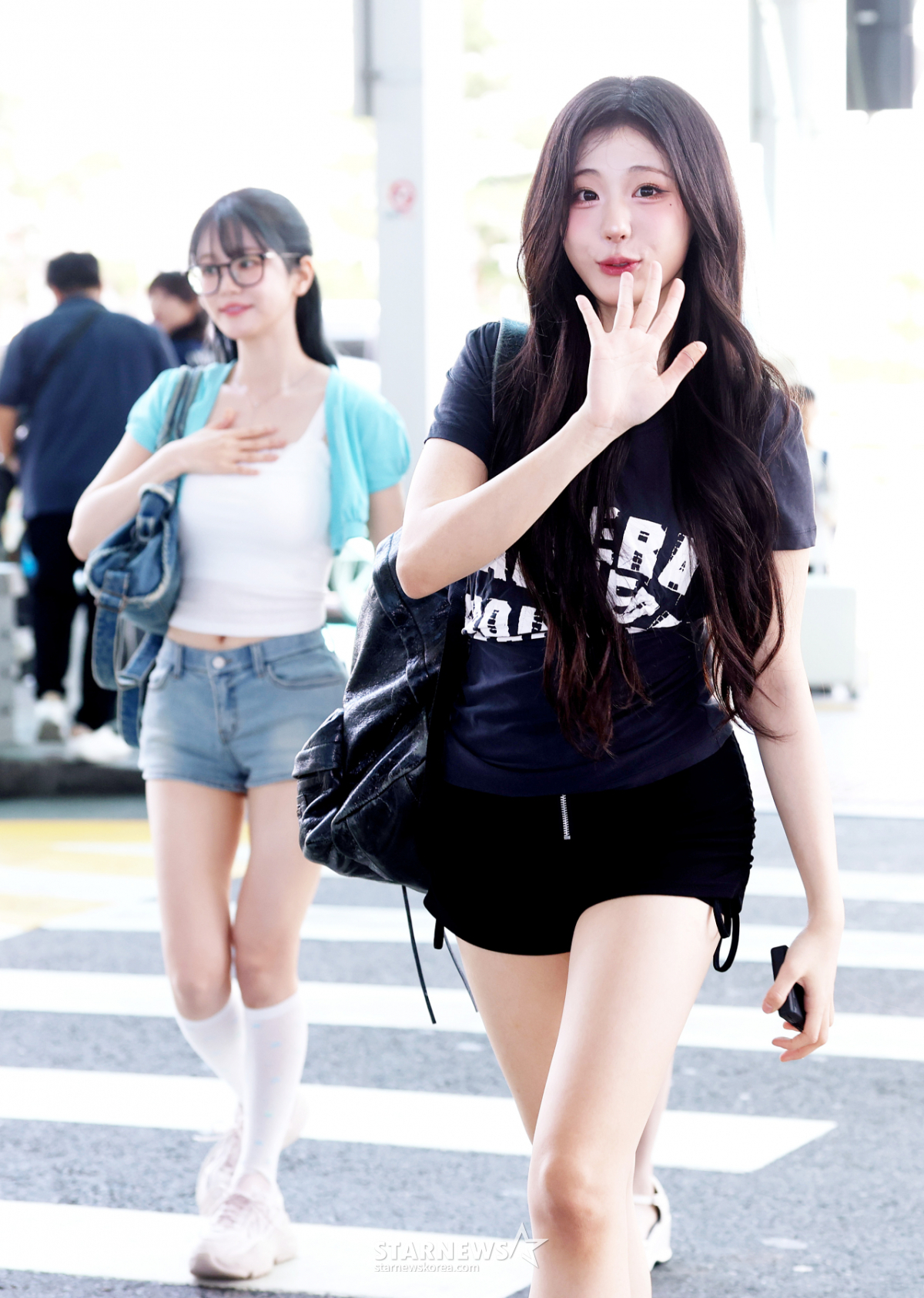 히나, 깜찍하게 손인사[★포토]