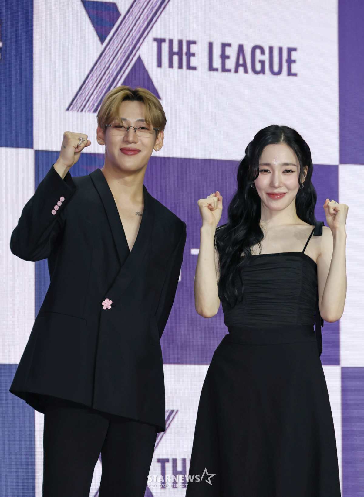 뱀뱀-티파니영 '엑스 더 리그, 화이팅!'[★포토]