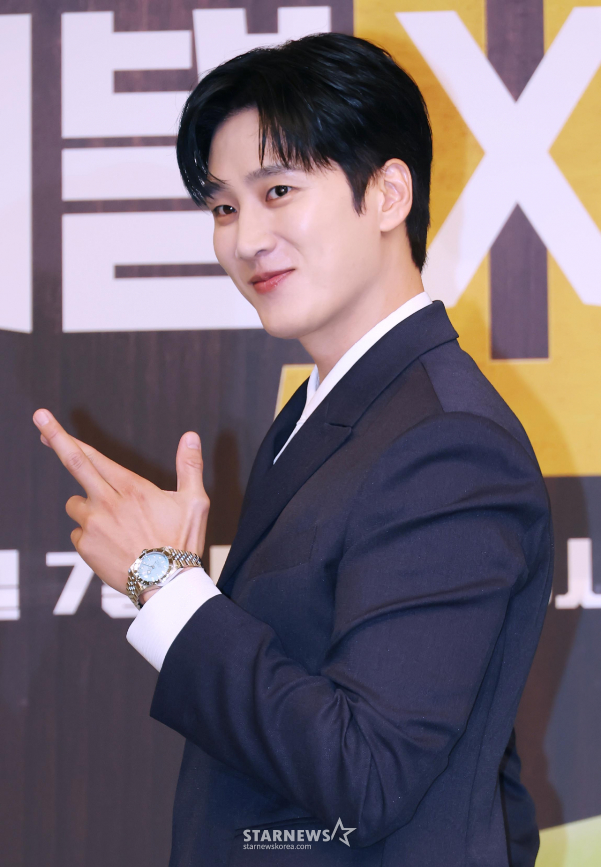 안보현 '재벌형사의 미소'[★포토]