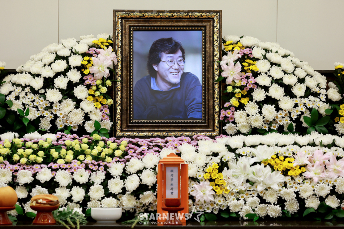 안판석 감독 뇌출혈 투병 끝 별세...향년 65세[★포토]