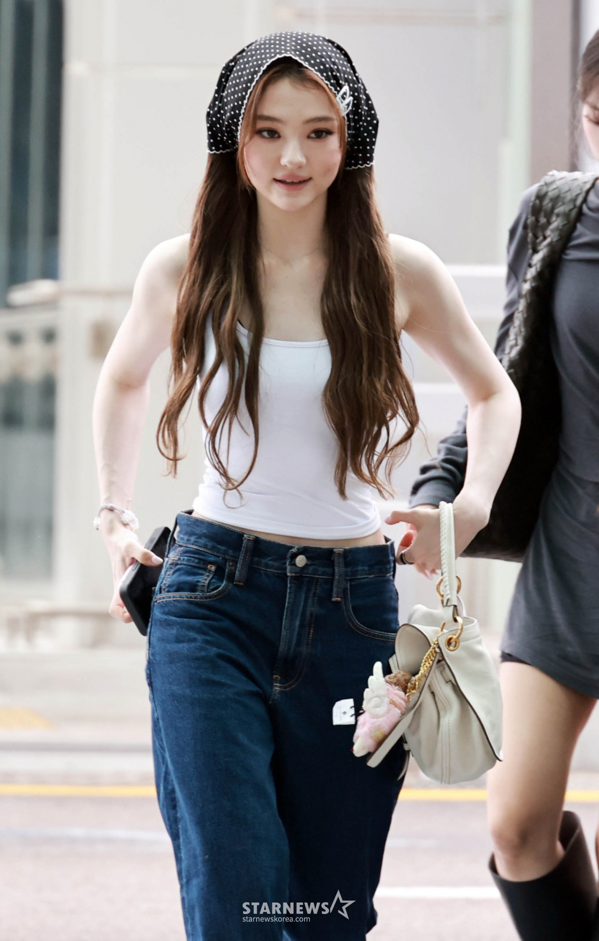 미야오 엘라 '두건소녀'[★포토]