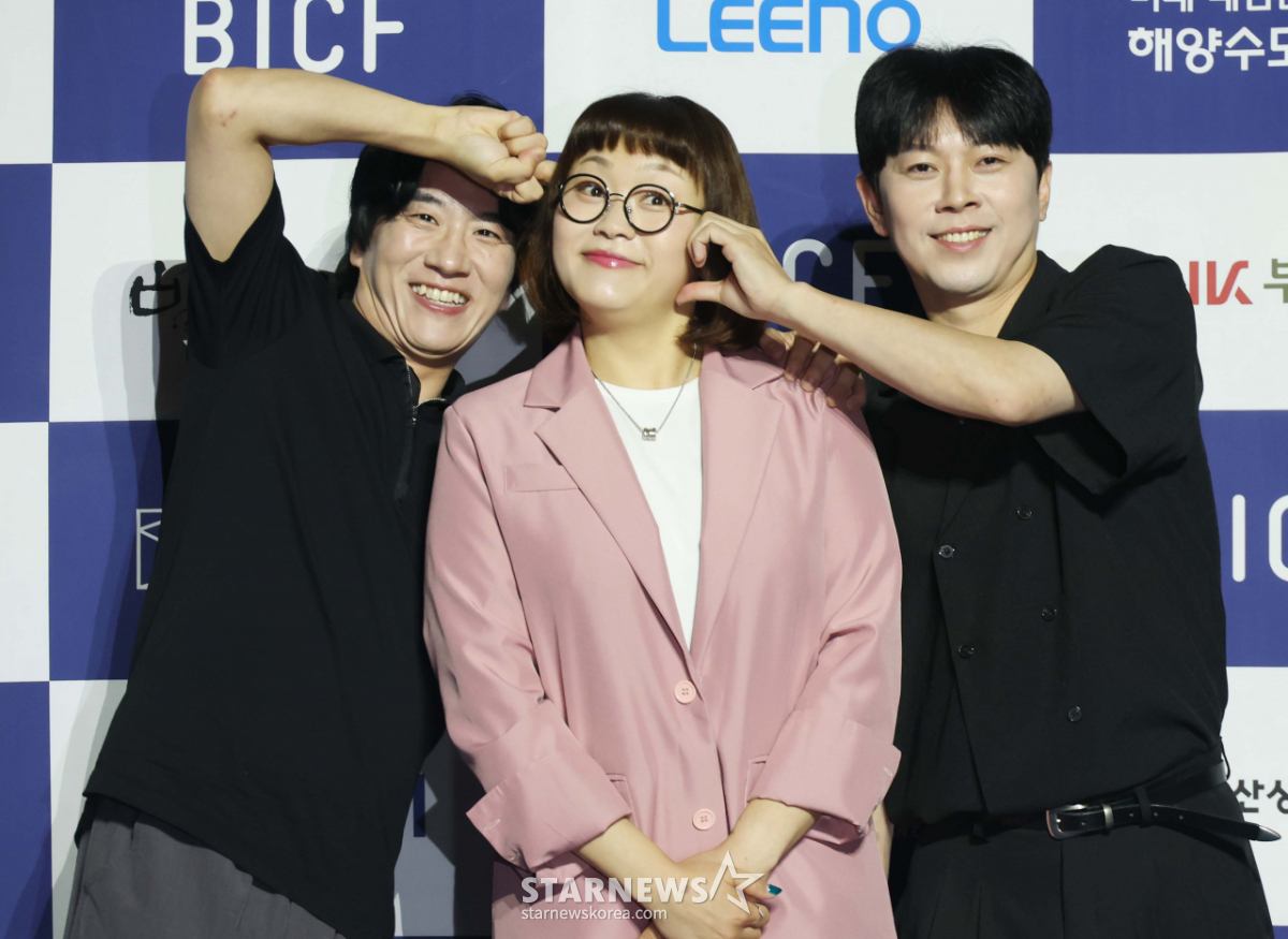 신윤승-조수연-박민성 '포즈는 사랑스럽게'[★포토]