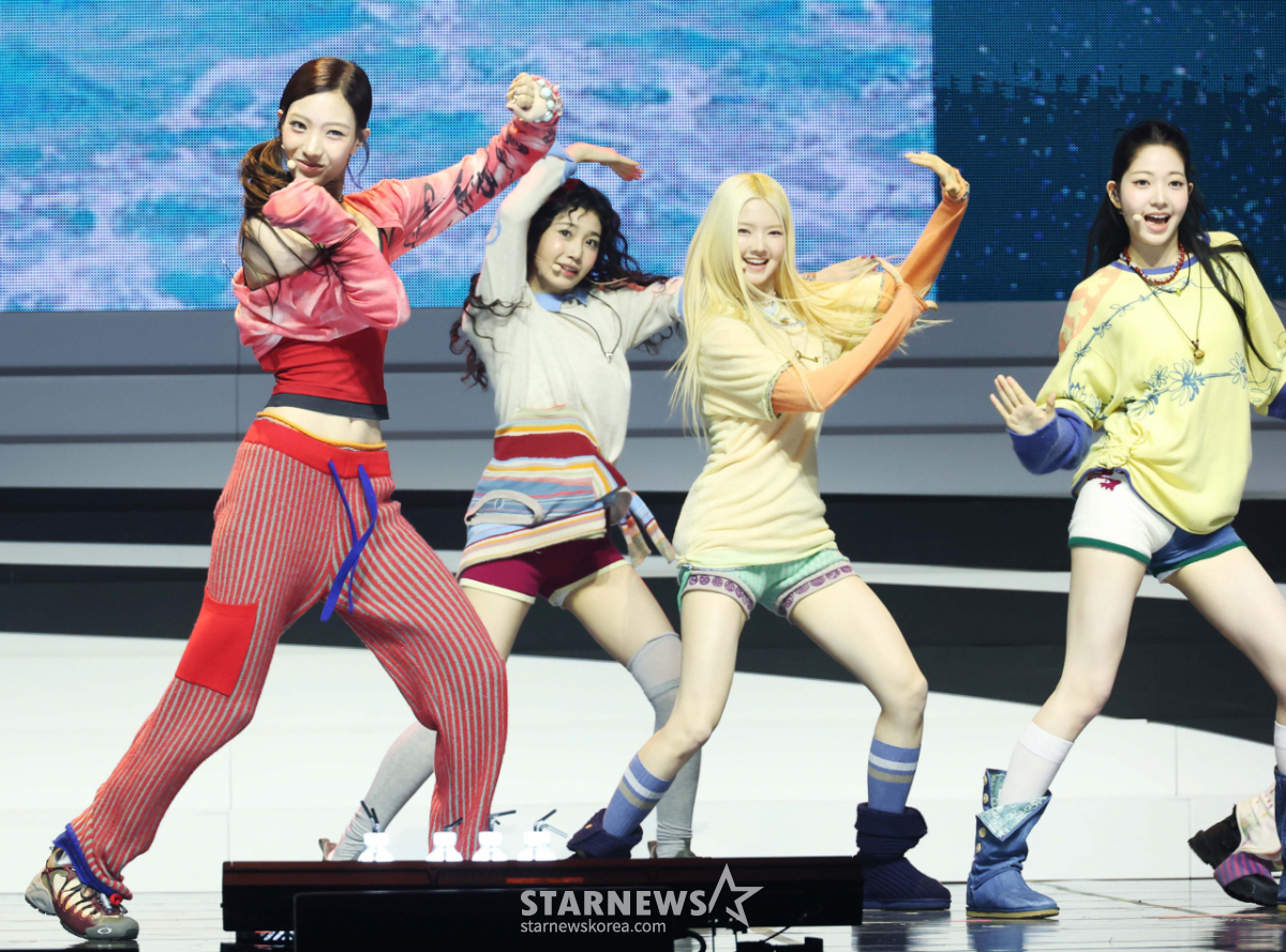 튜이드 '깜찍한 데뷔 무대'[★포토]