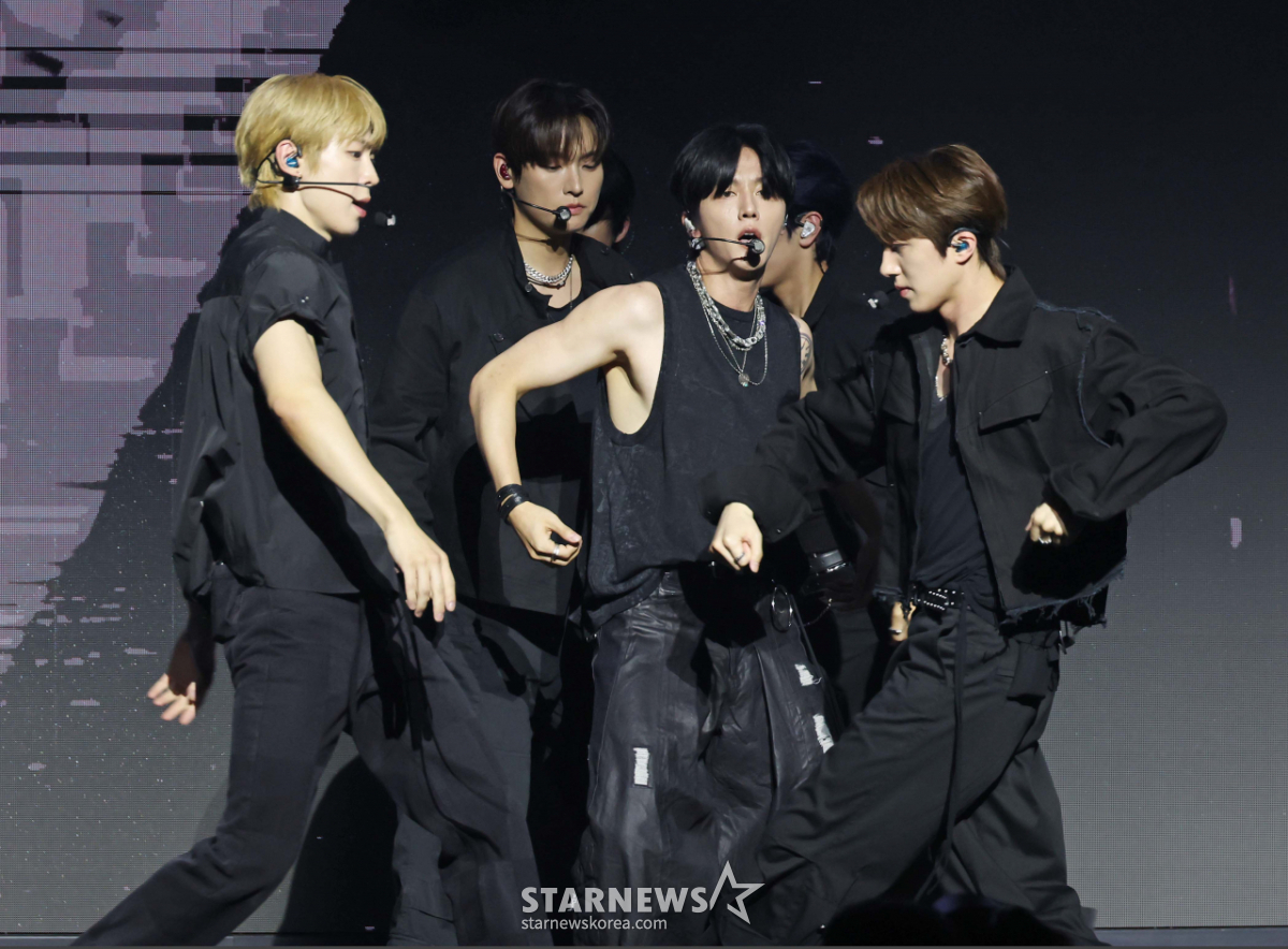SF9 '깔끔한 무대'[★포토]