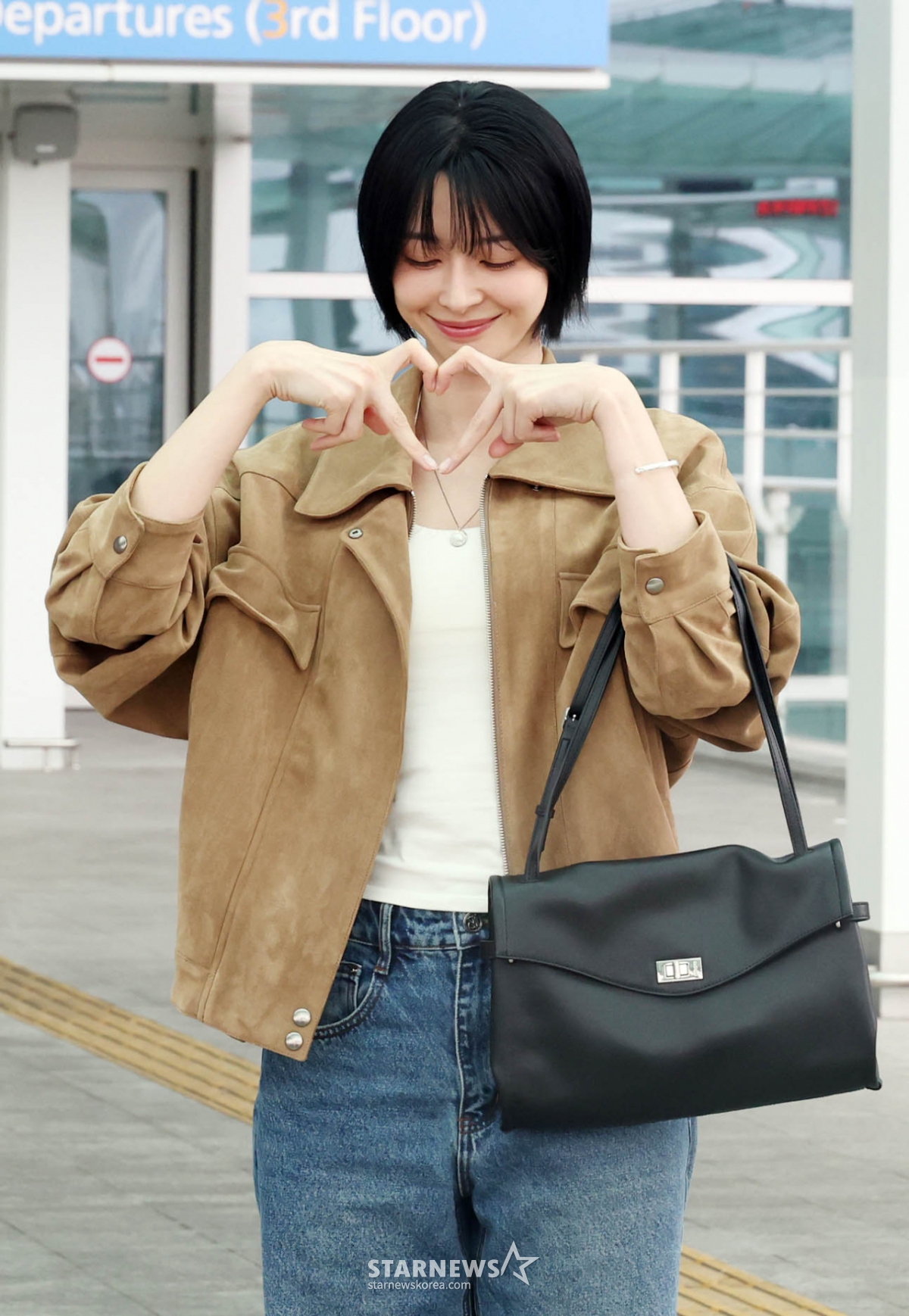 권나라 '예쁘게 하트~'[★포토]
