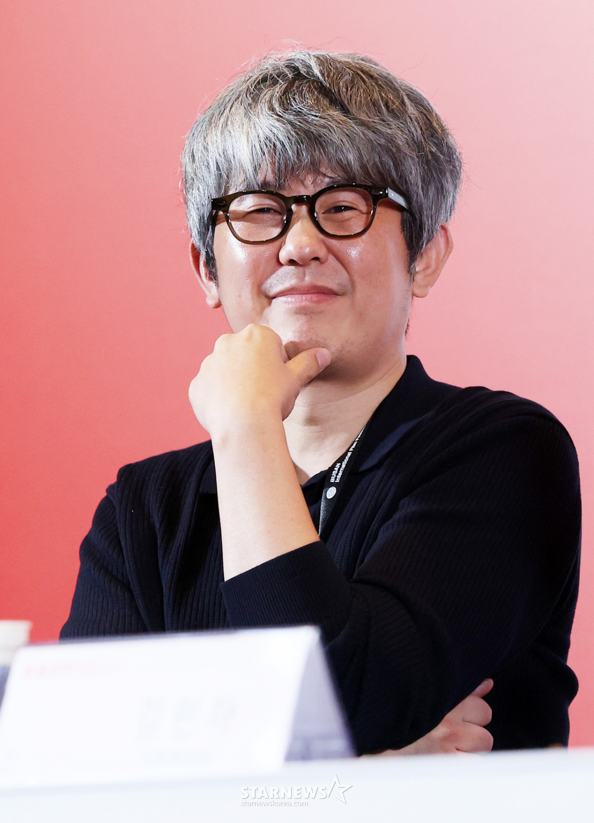 'BIFF' 개막작 '낮과 밤은 서로에게' 김종관 감독[★포토]