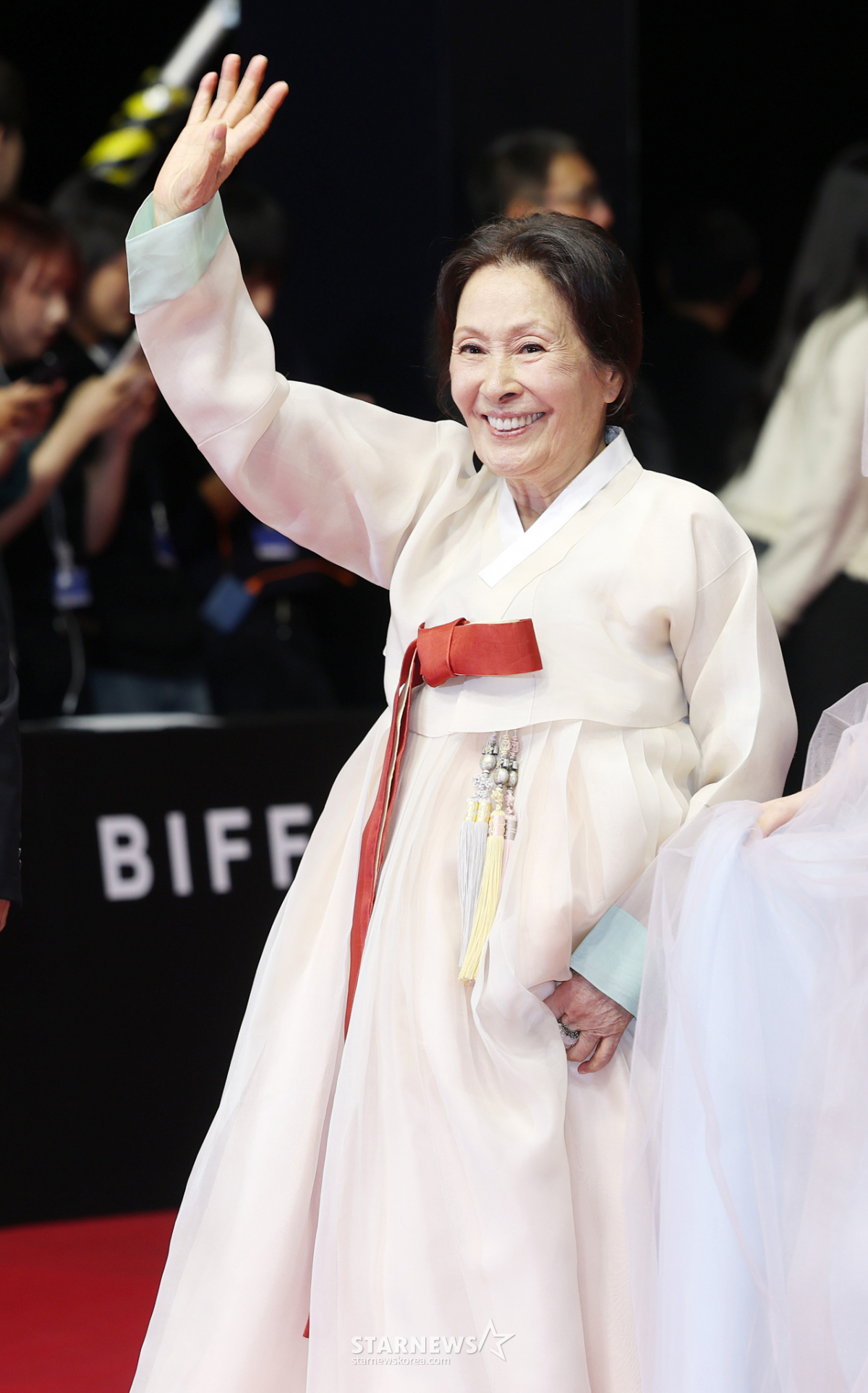 김혜자, 미소로 손인사[★포토]