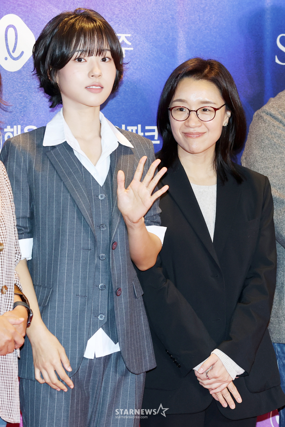 서수빈-윤가은 감독, '세계의 주인'으로 영화상 참석[★포토]