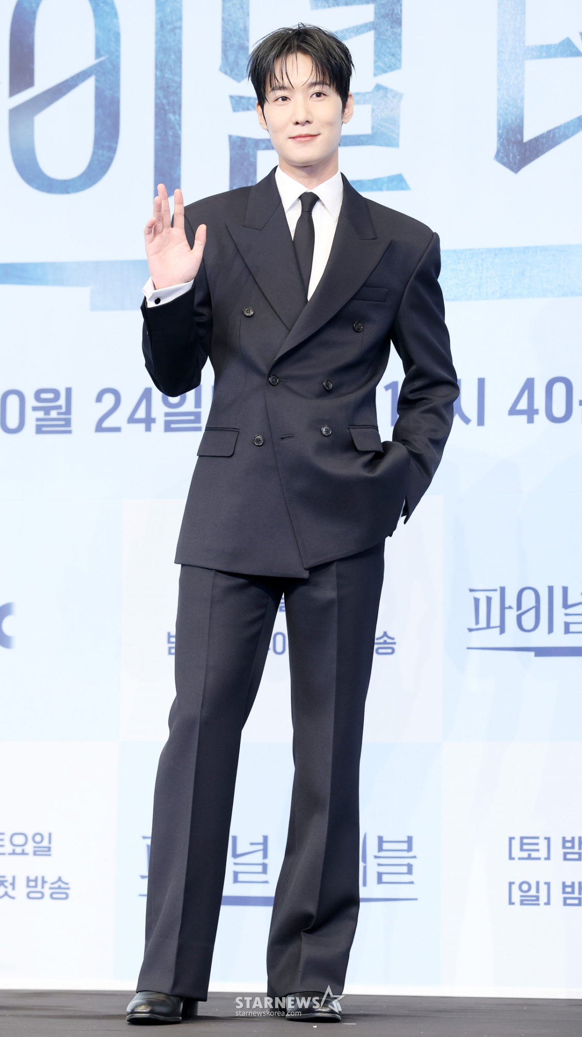장률, 똑 떨어지는 수트핏[★포토]