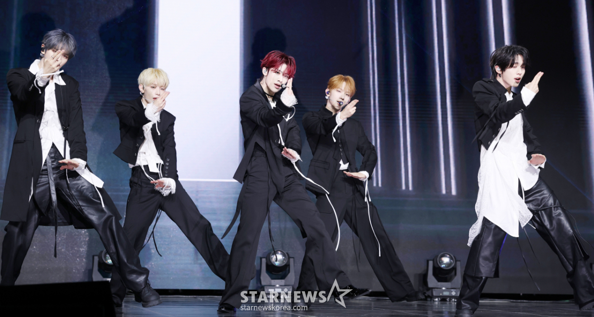 앤더블, '프렌치 키싱'[★포토]