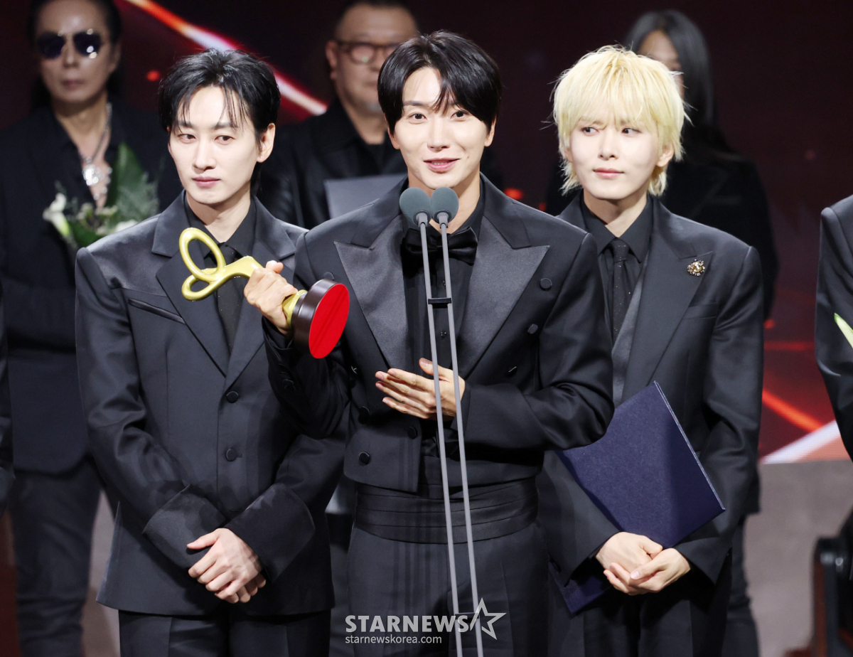 이특, 대통령 표창은 처음이라[★포토]