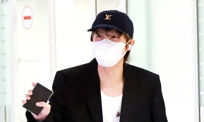 BTS 제이홉 '신상폰과 함께'